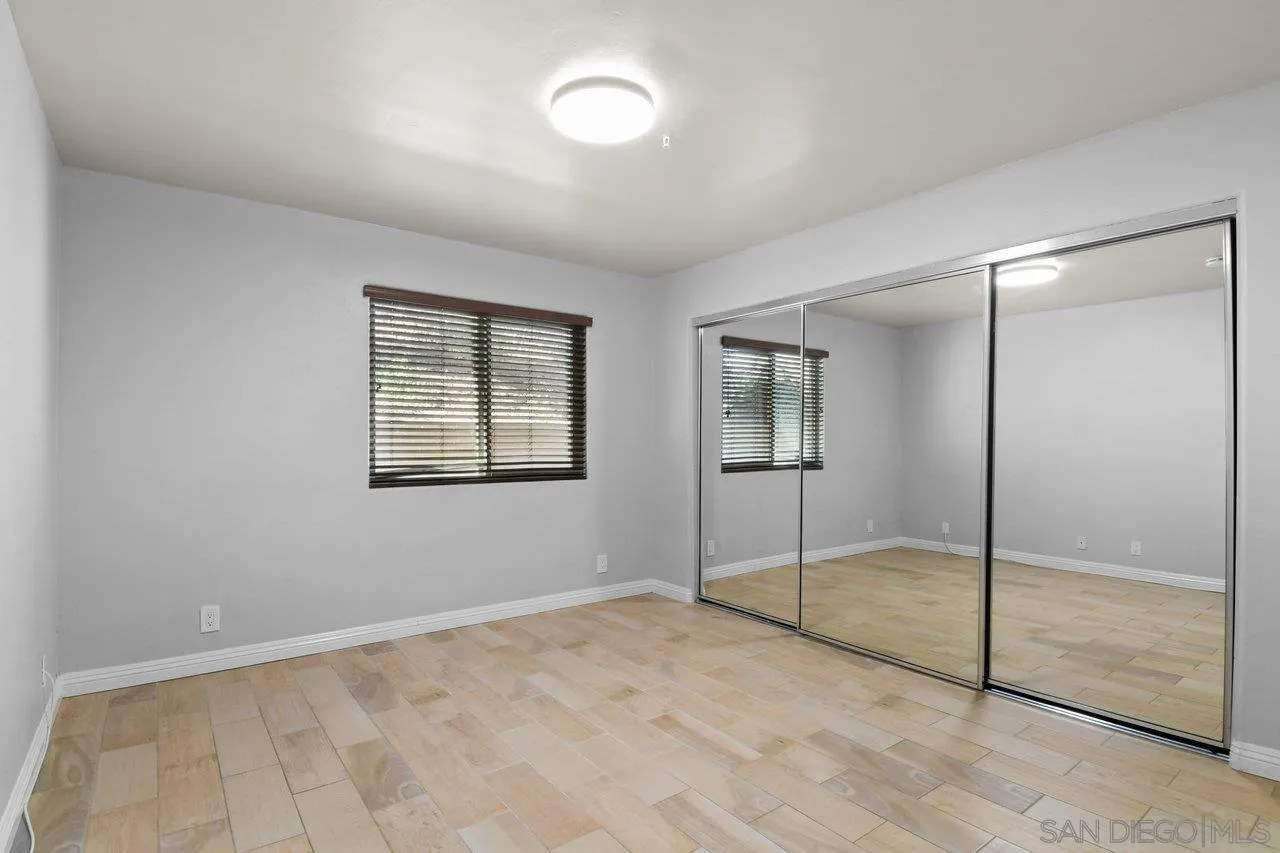 Photo #16: 250035052 Listing: Photo #16