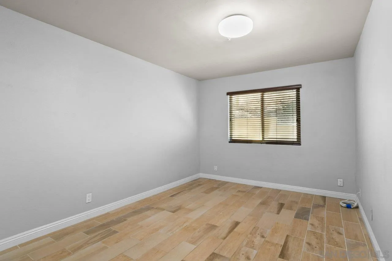 Photo #20: 250035052 Listing: Photo #20