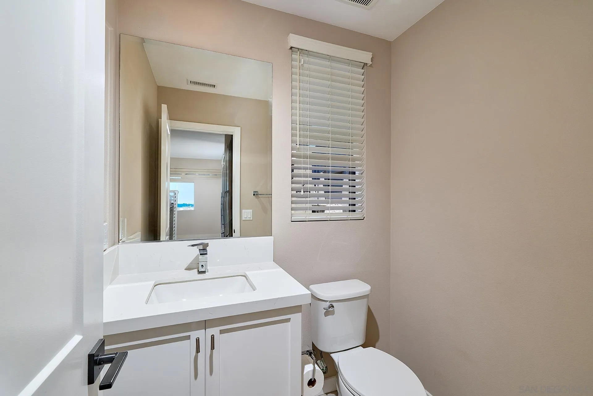Photo #17: 250035062 Listing: Photo #17