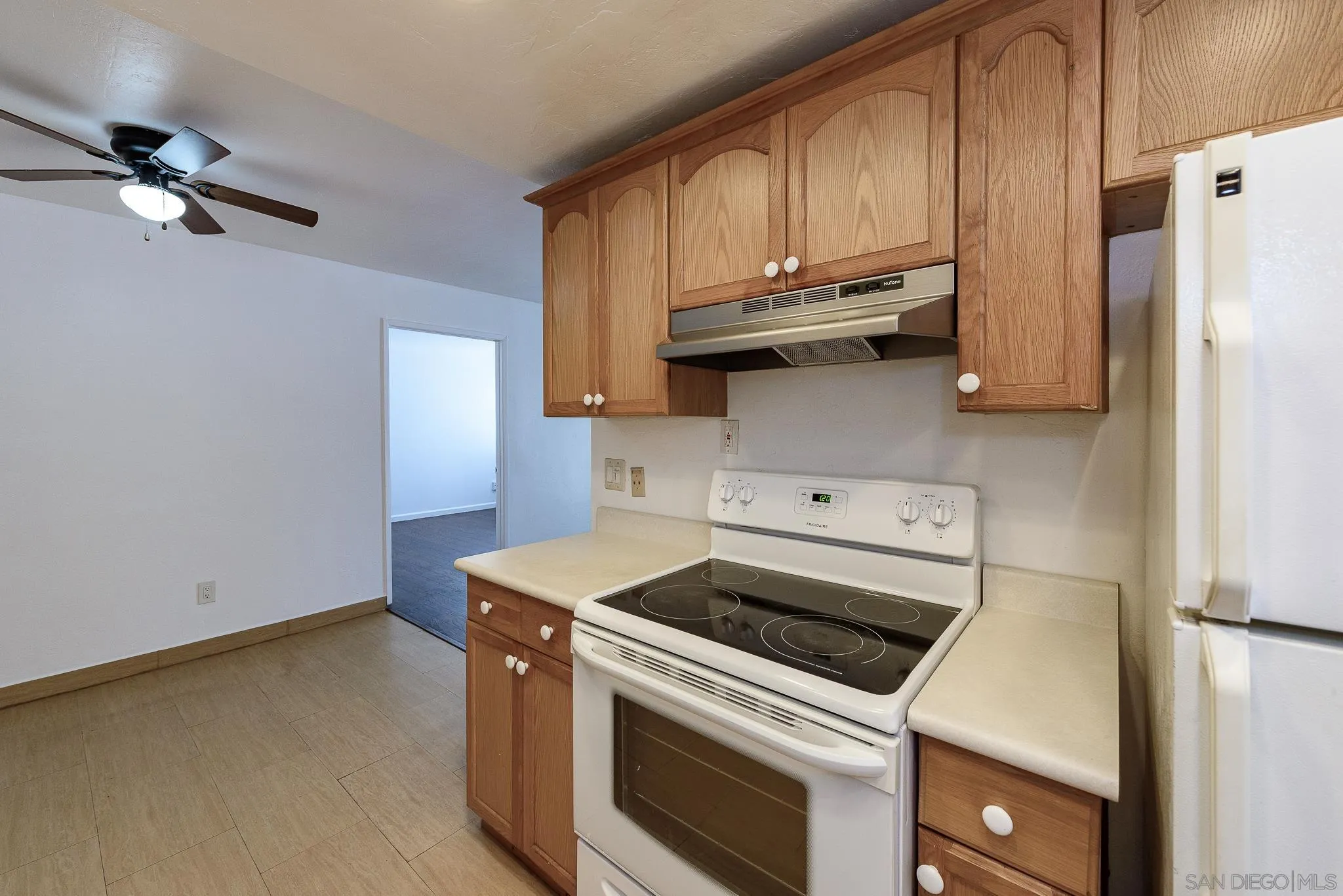 Photo #15: 250035063 Listing: Photo #15