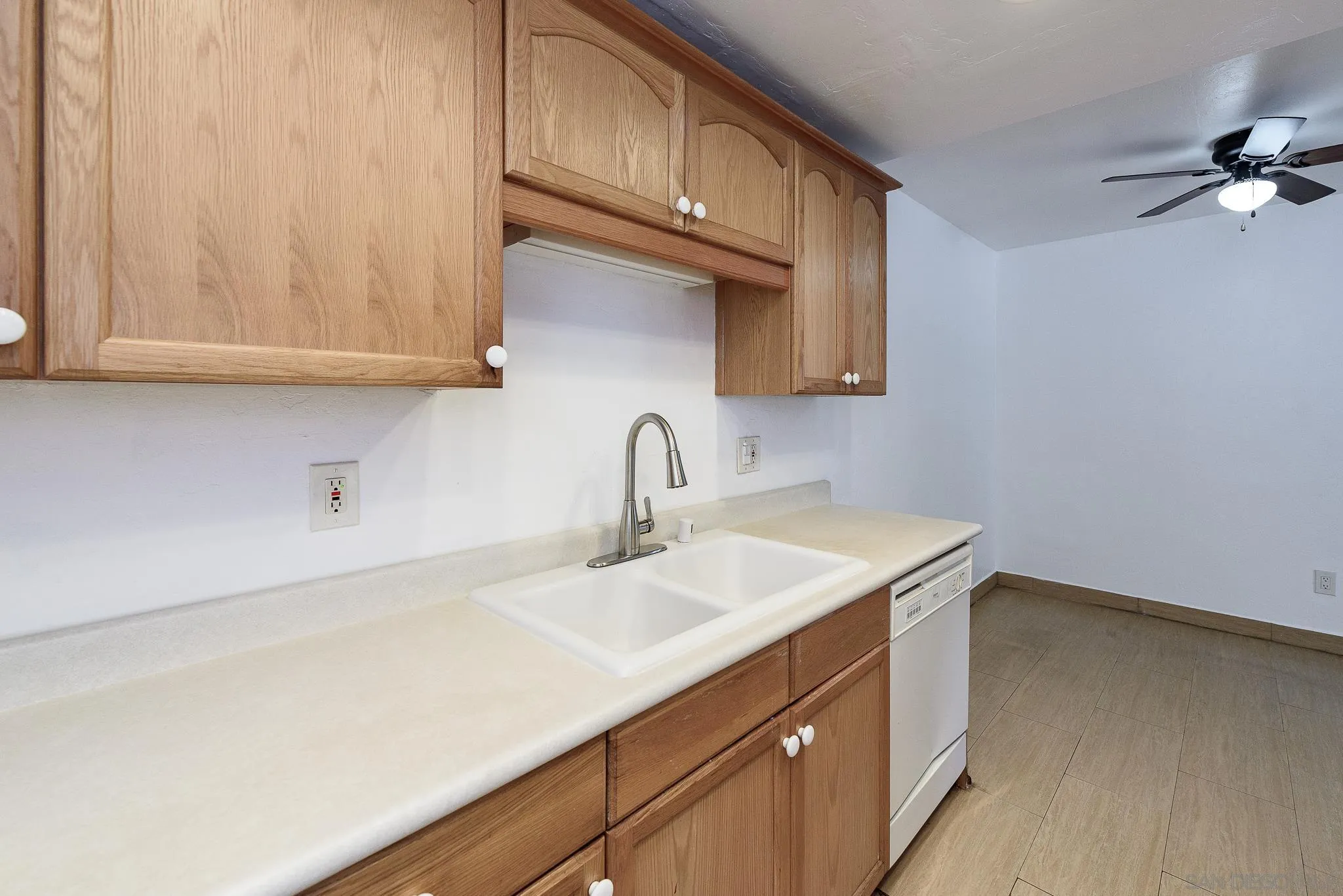 Photo #14: 250035063 Listing: Photo #14