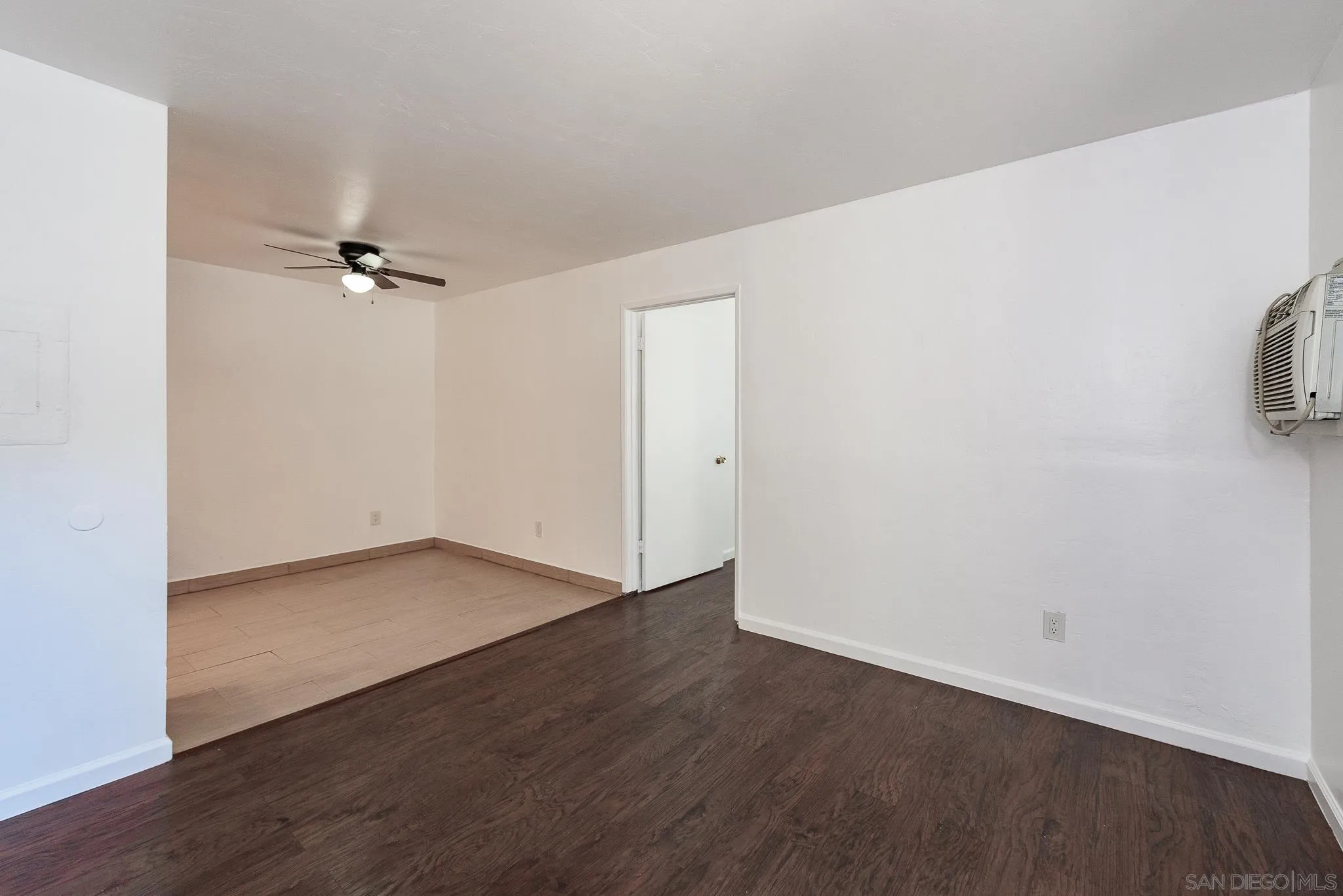 Photo #4: 250035063 Listing 