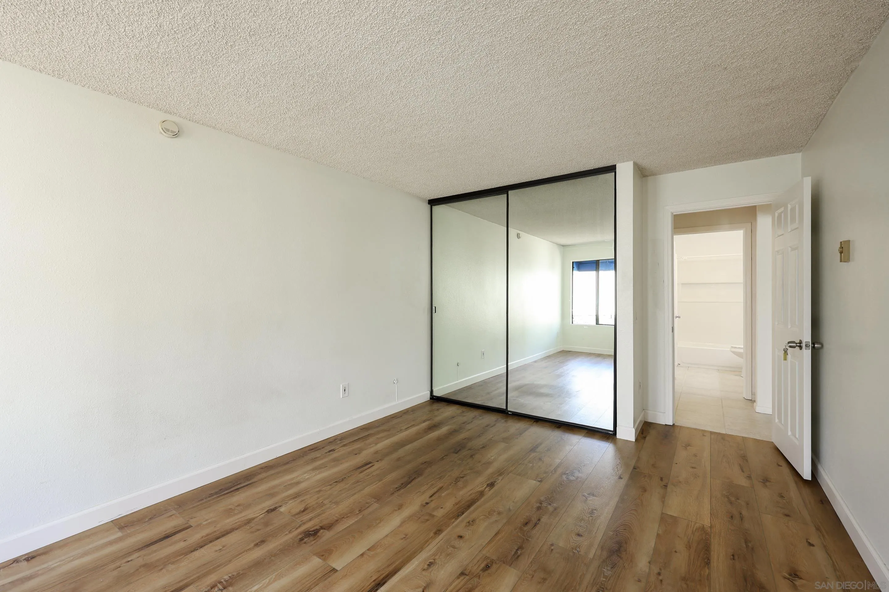 Photo #13: 250035068 Listing: Photo #13
