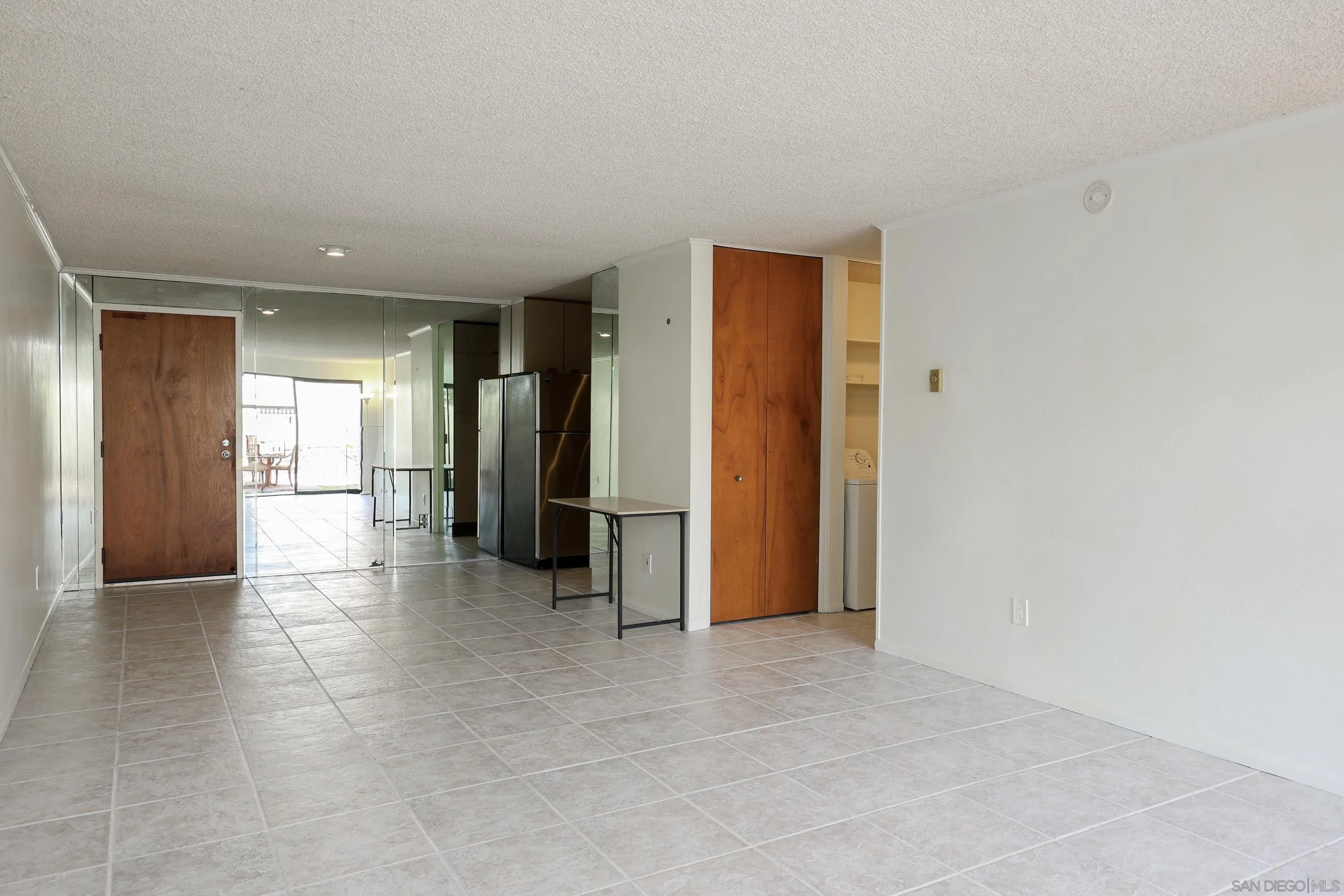 Photo #3: 250035068 Listing 