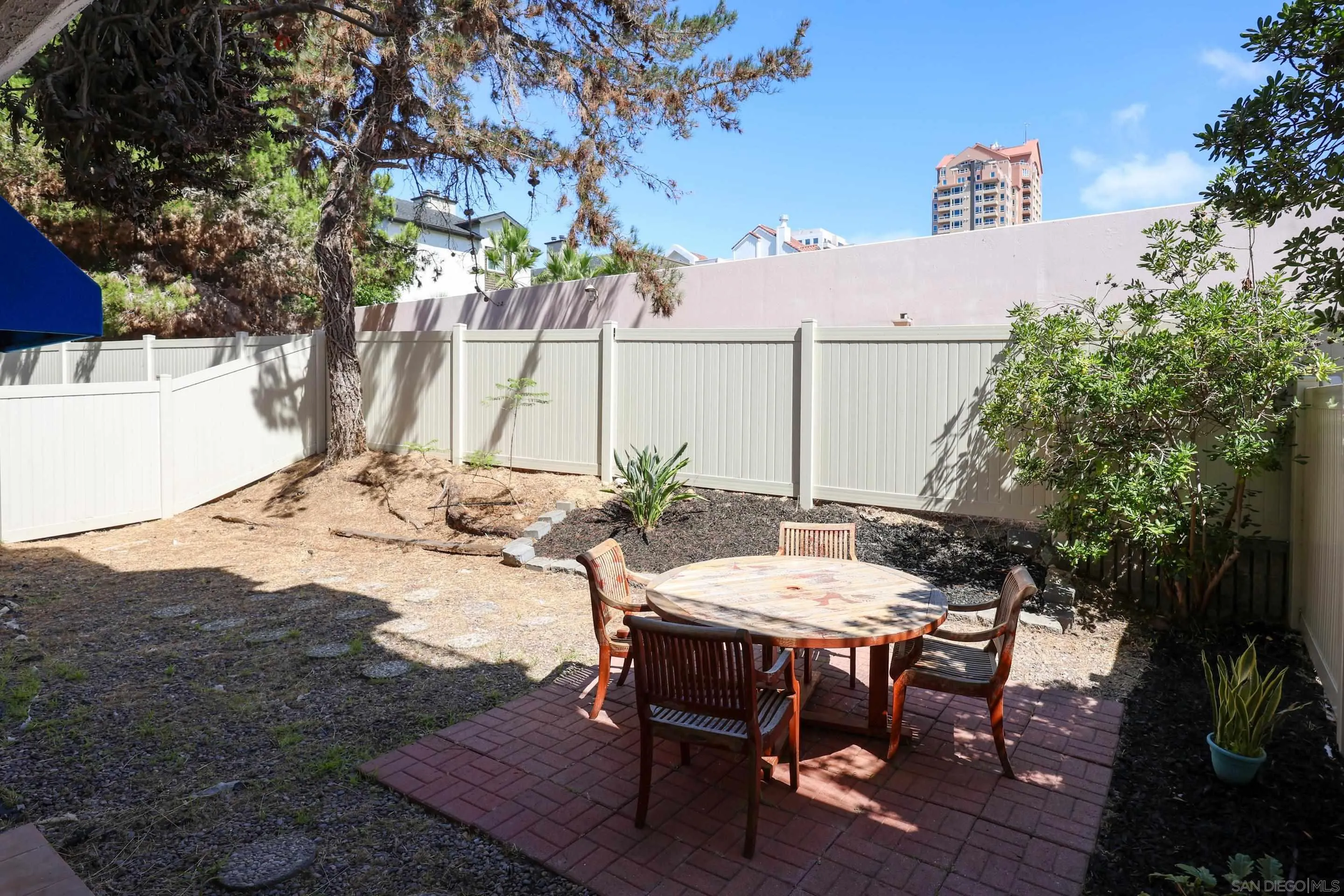 Photo #19: 250035068 Listing: Photo #19