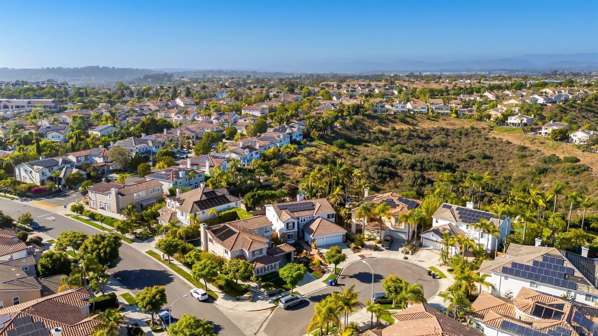 https://cdn.realtyfeed.com/cdn/127/250035069/2d419ceb4c10642176901565cff4fe74.webp