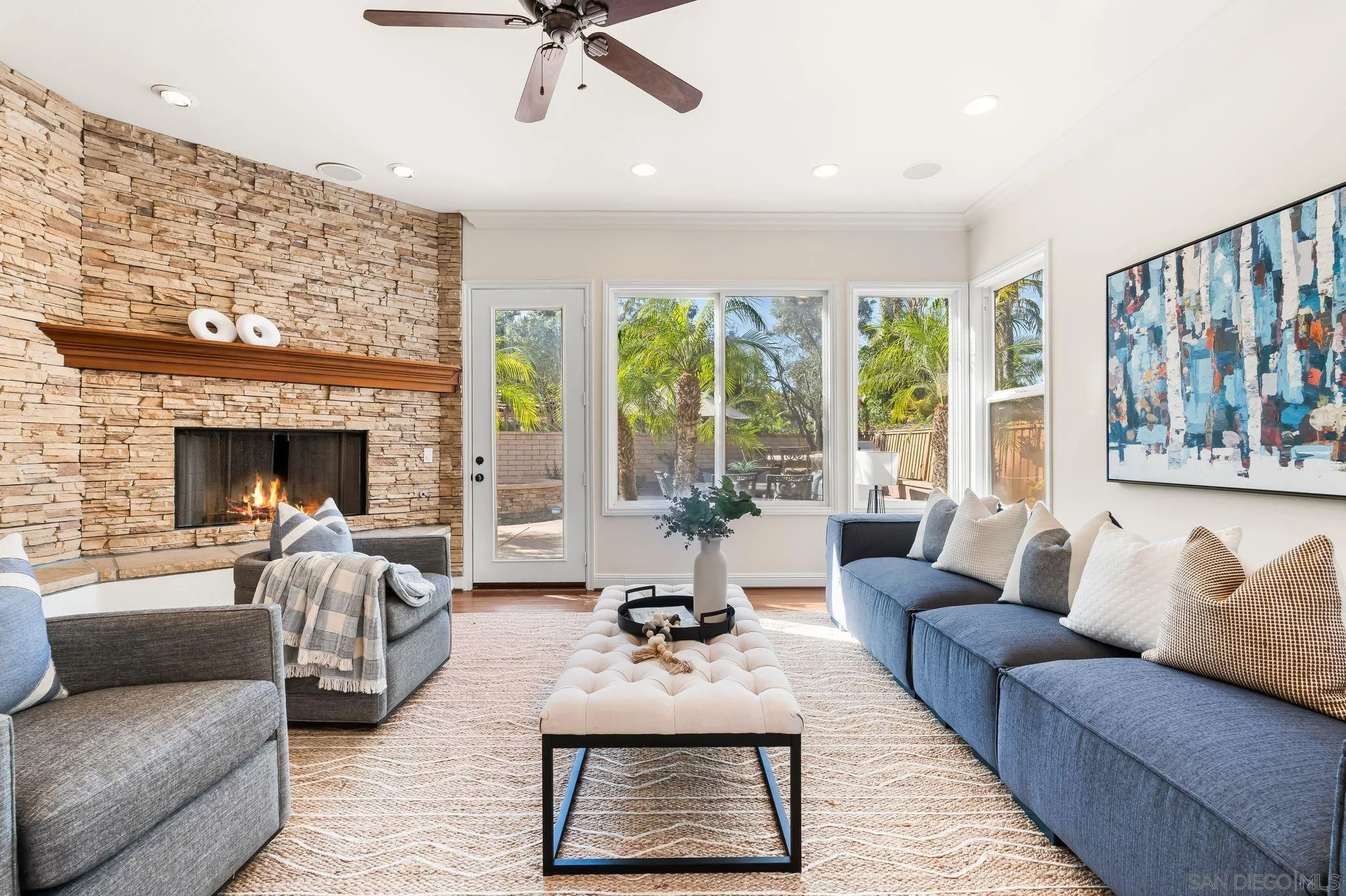 https://cdn.realtyfeed.com/cdn/127/250035069/56dd85a364b5439a792a0f84563137c0.webp