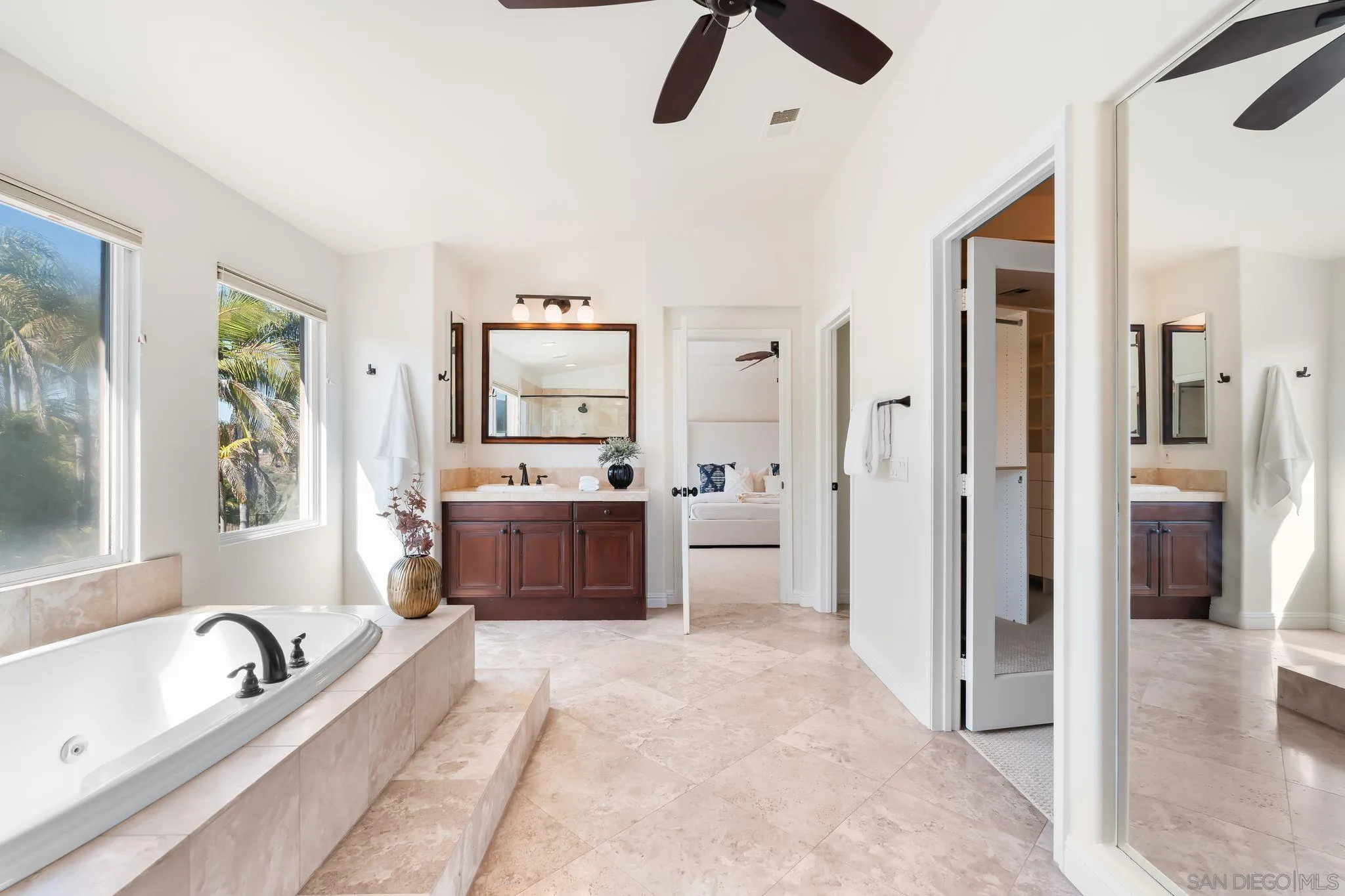 https://cdn.realtyfeed.com/cdn/127/250035069/669b52ff3222c0481c6f233a76388947.webp