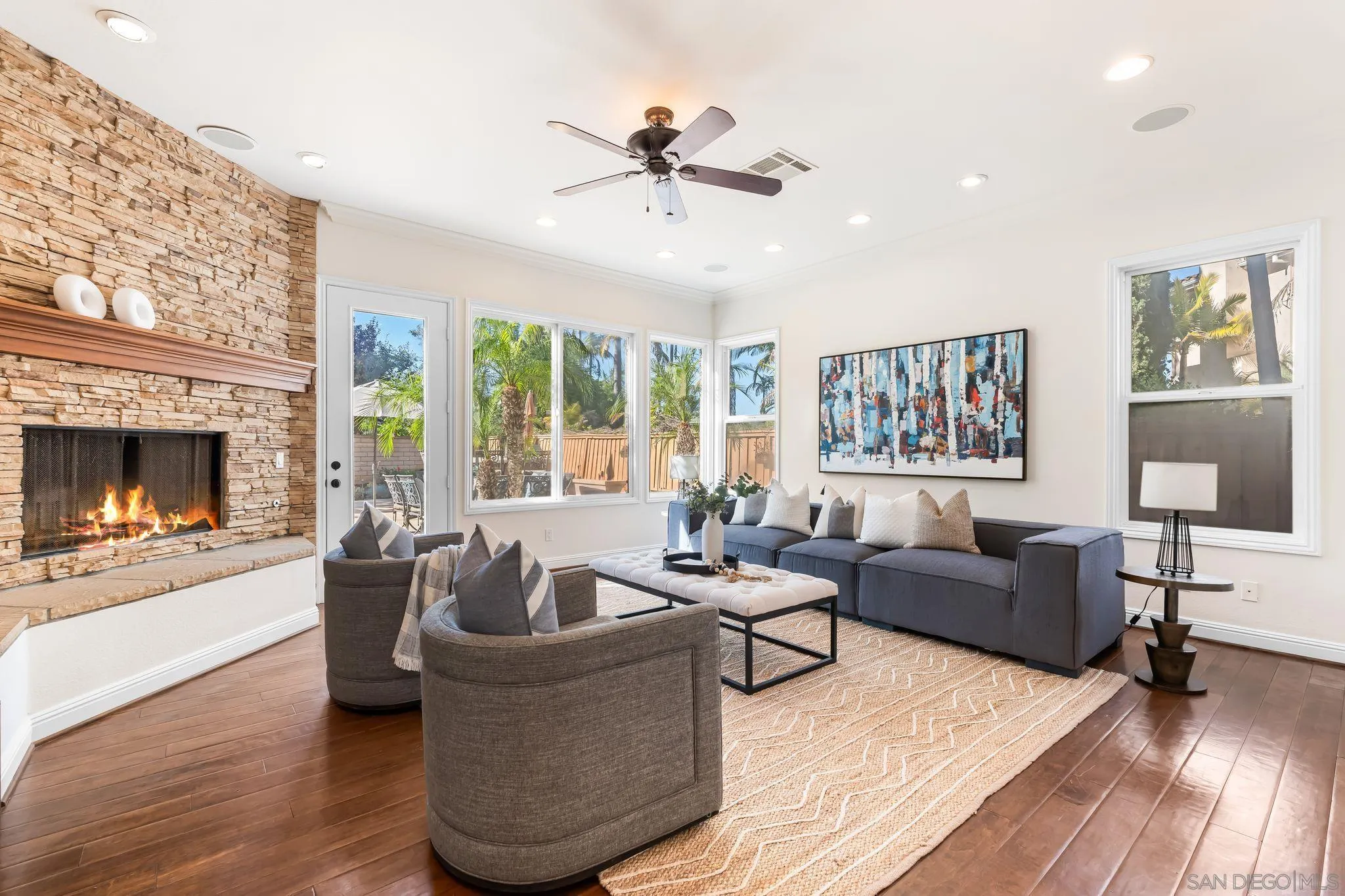 https://cdn.realtyfeed.com/cdn/127/250035069/68322e325c6a613c678b892f6755fb62.webp