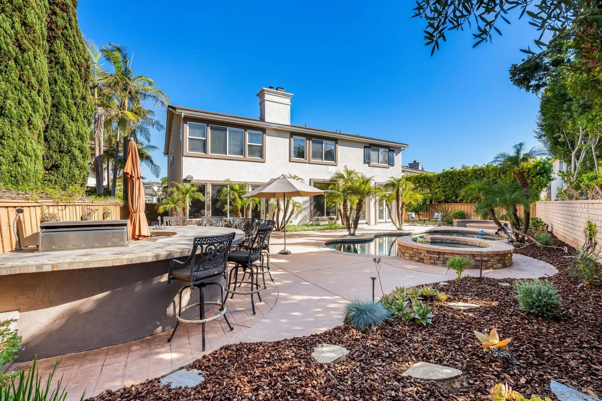 https://cdn.realtyfeed.com/cdn/127/250035069/9395138ae8c9f334cb77981b1b41f038.webp