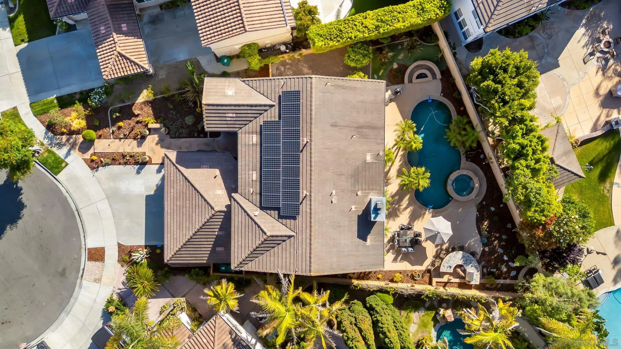 https://cdn.realtyfeed.com/cdn/127/250035069/a623219922dd12d406250e7b29eb0b31.webp