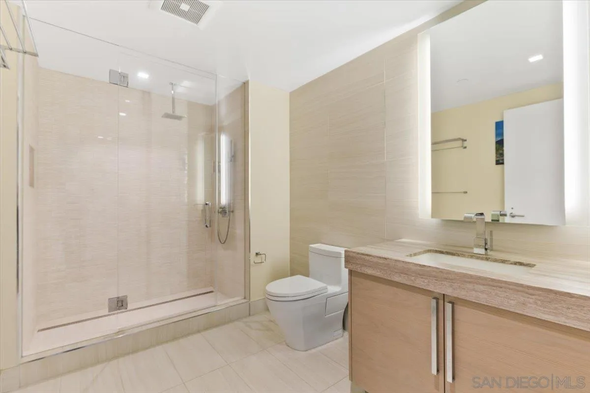 Photo #20: 250035080 Listing: Photo #20