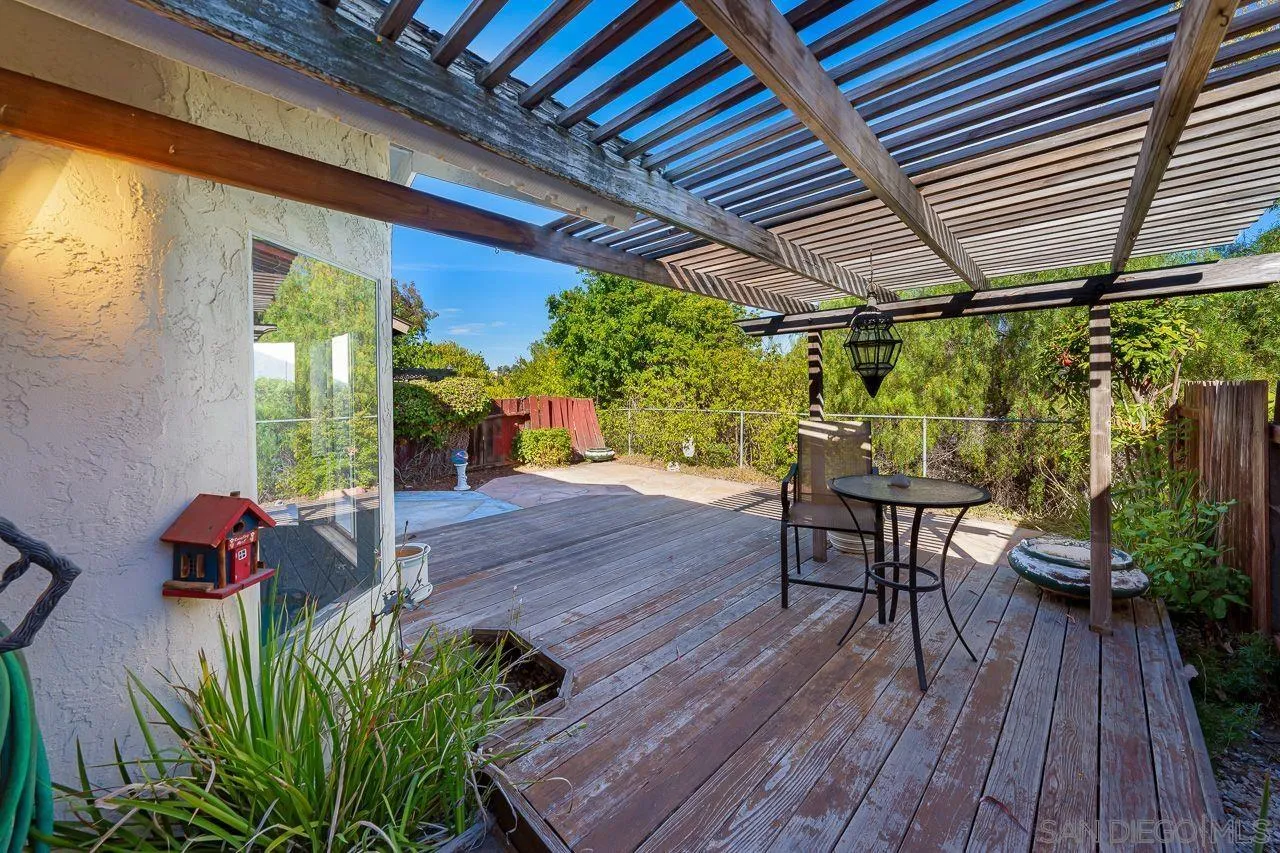 Photo #10: 250035081 Listing: Photo #10