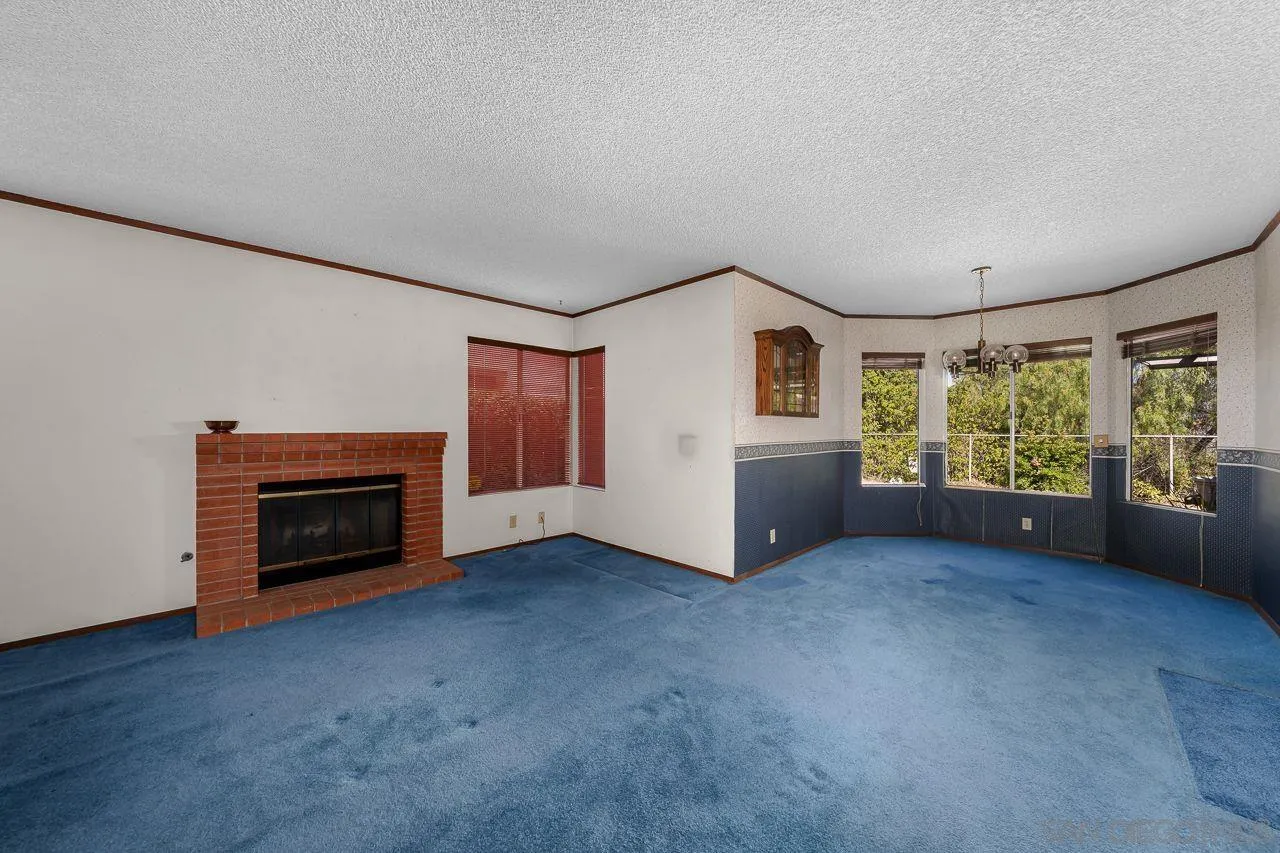 Photo #4: 250035081 Listing 