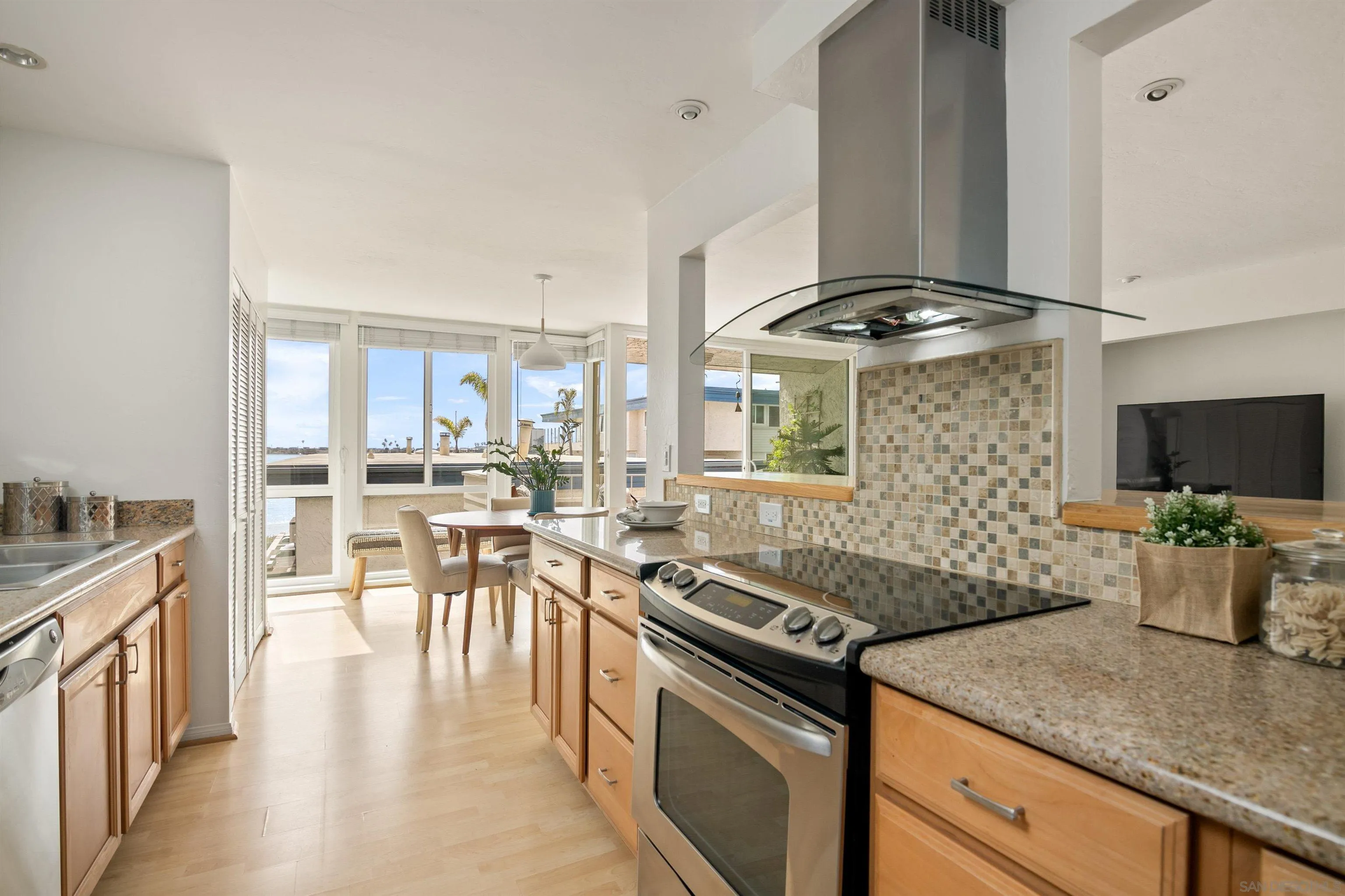 Photo #9: 250035083 Listing: Photo #9