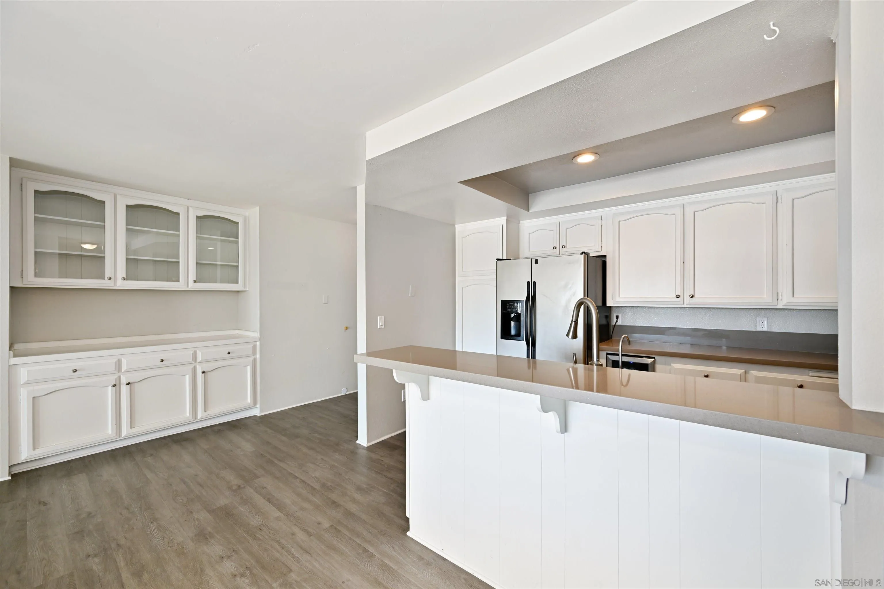 Photo #9: 250035085 Listing: Photo #9