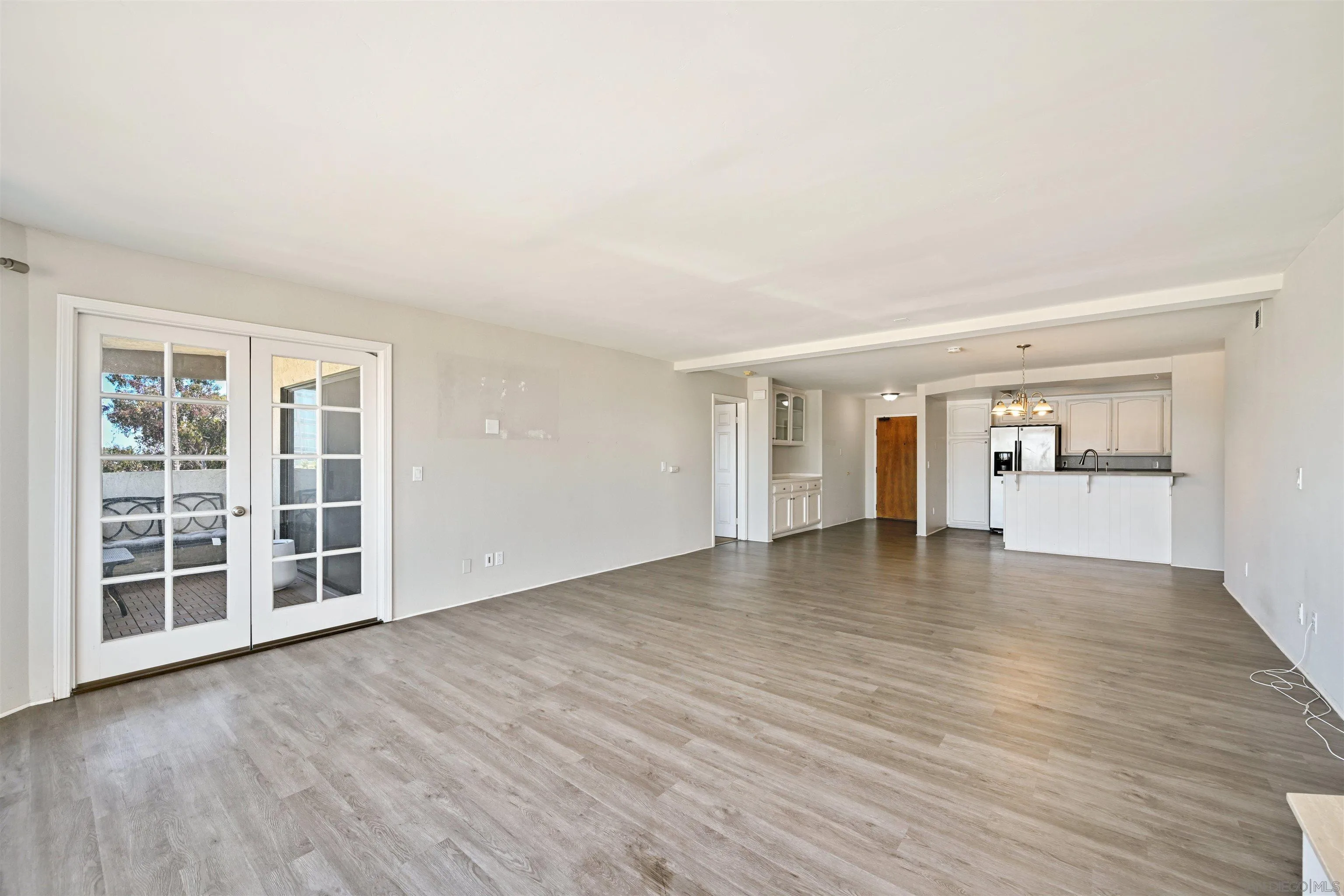Photo #8: 250035085 Listing: Photo #8