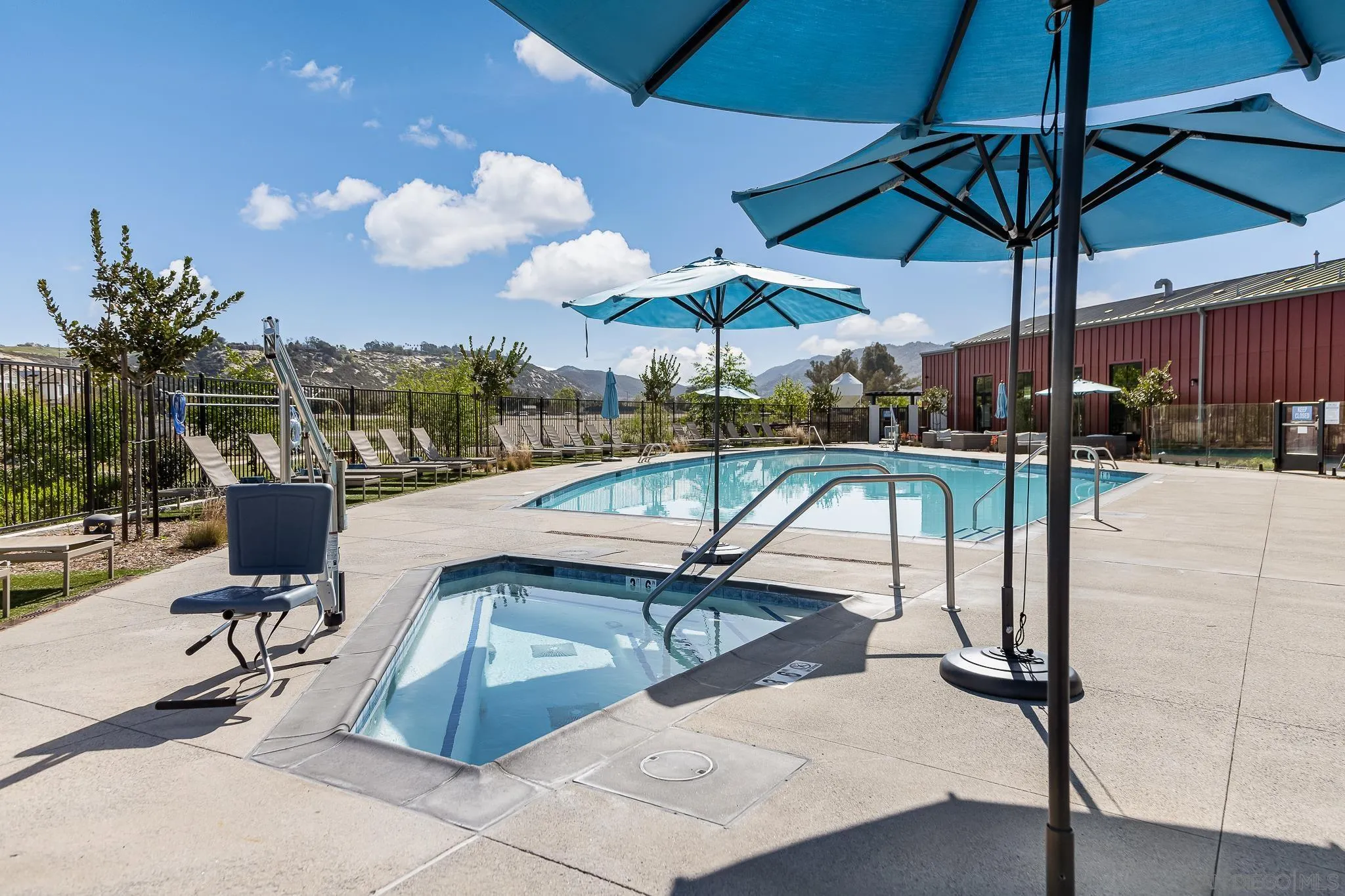 https://cdn.realtyfeed.com/cdn/127/250035092/5b6e790f88c9f76d084a00f288043f82.webp