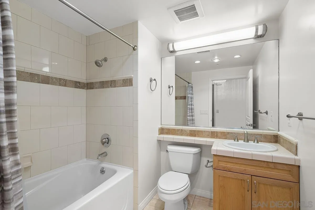 Photo #35: 250035093 Listing: Photo #35