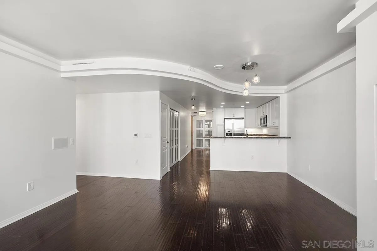 Photo #11: 250035093 Listing: Photo #11