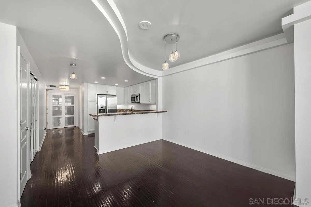 Photo #12: 250035093 Listing: Photo #12