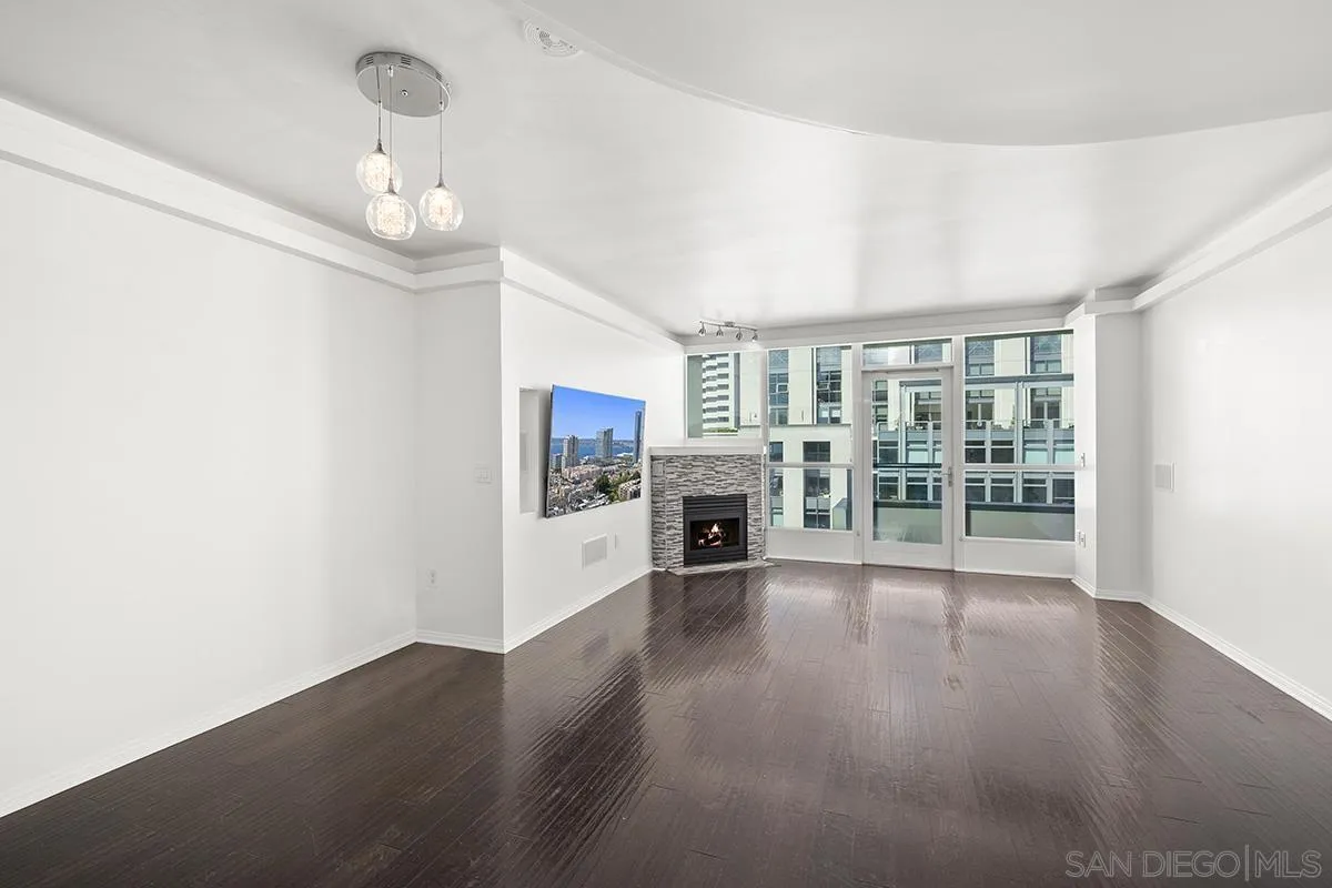 Photo #4: 250035093 Listing 