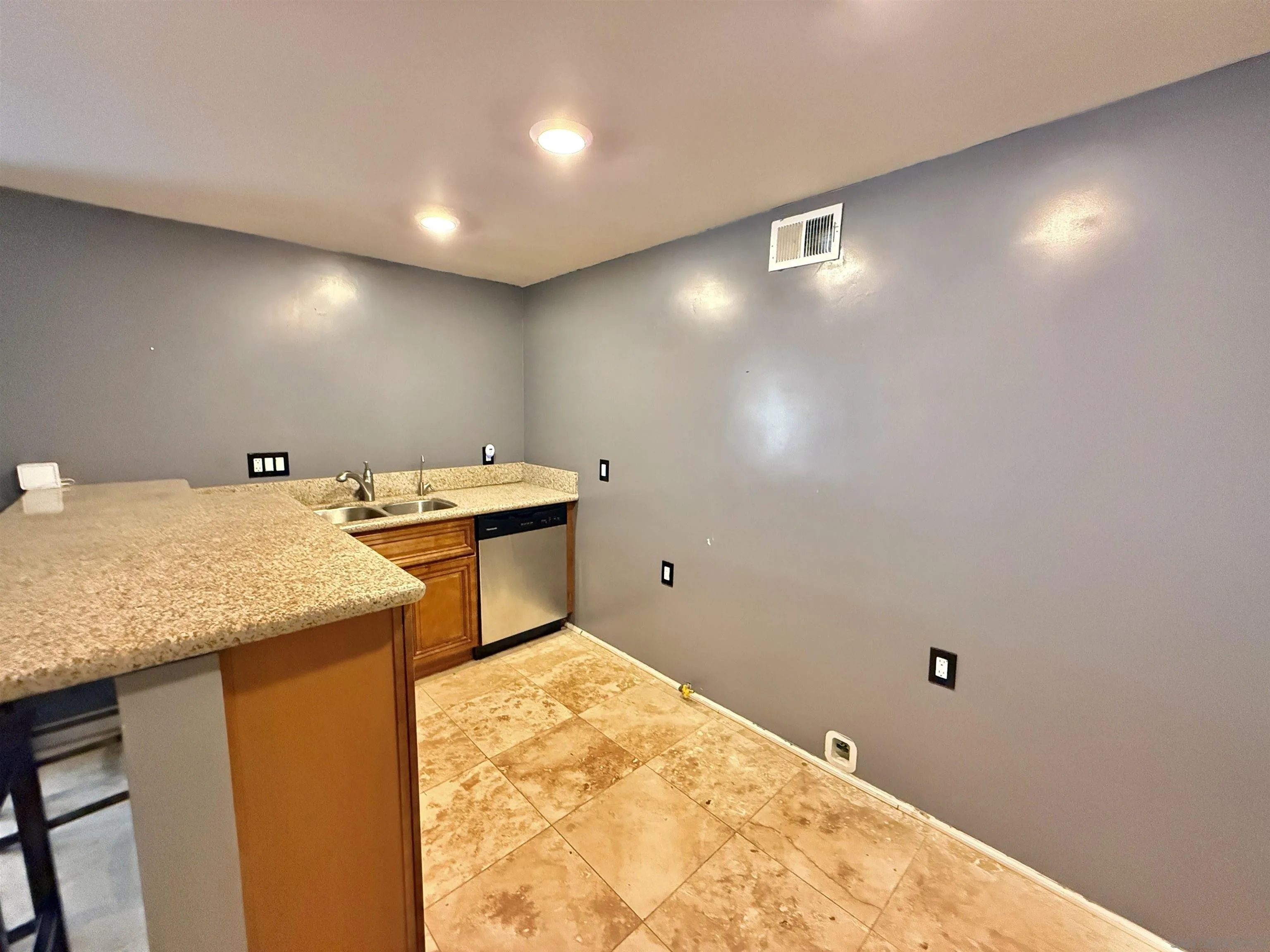 https://cdn.realtyfeed.com/cdn/127/250035094/3c0009ba7b7e72b4c1791f4bdf000612.webp