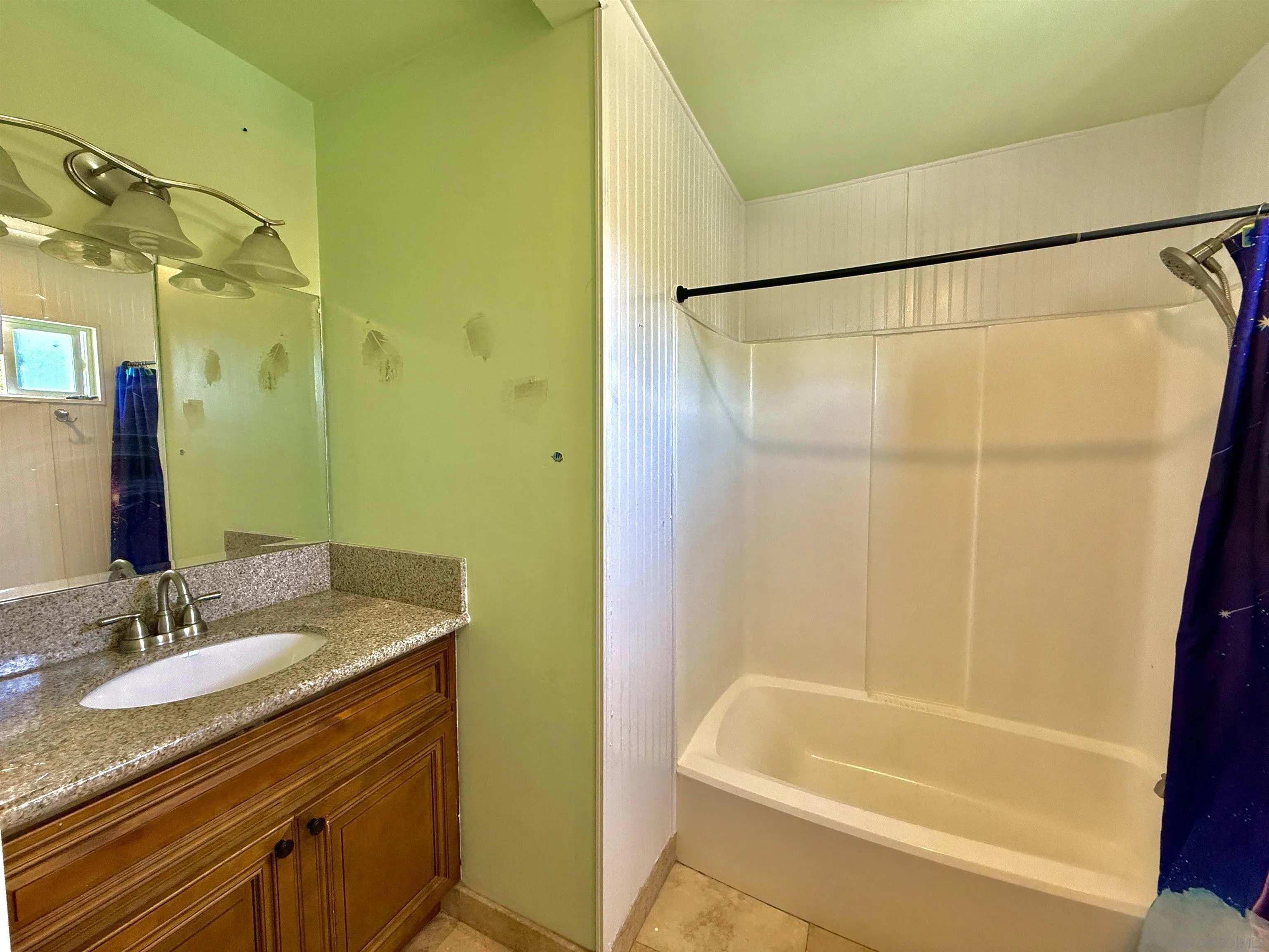 https://cdn.realtyfeed.com/cdn/127/250035094/80d704895ed1da32ece4e2a069738f55.webp