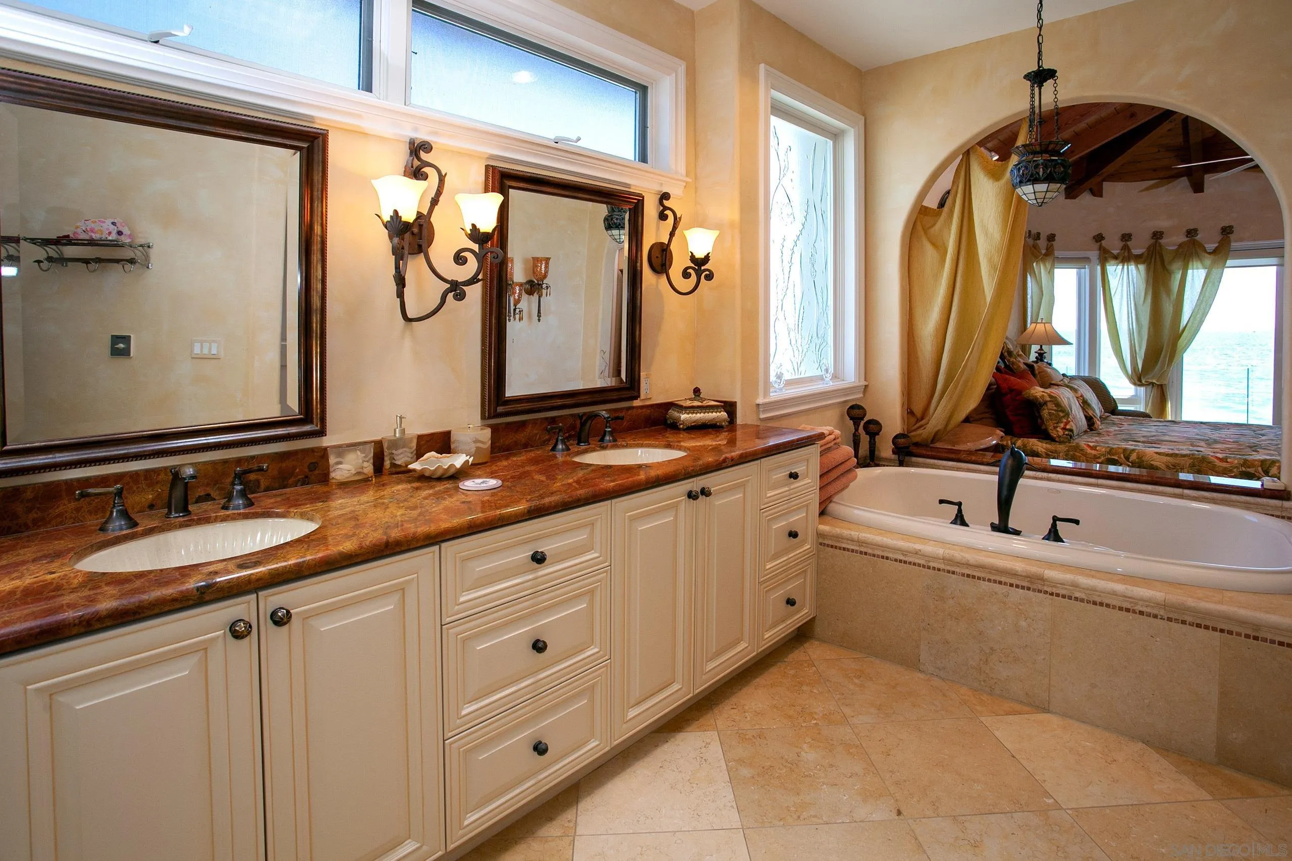 Photo #17: 250035096 Listing: Photo #17