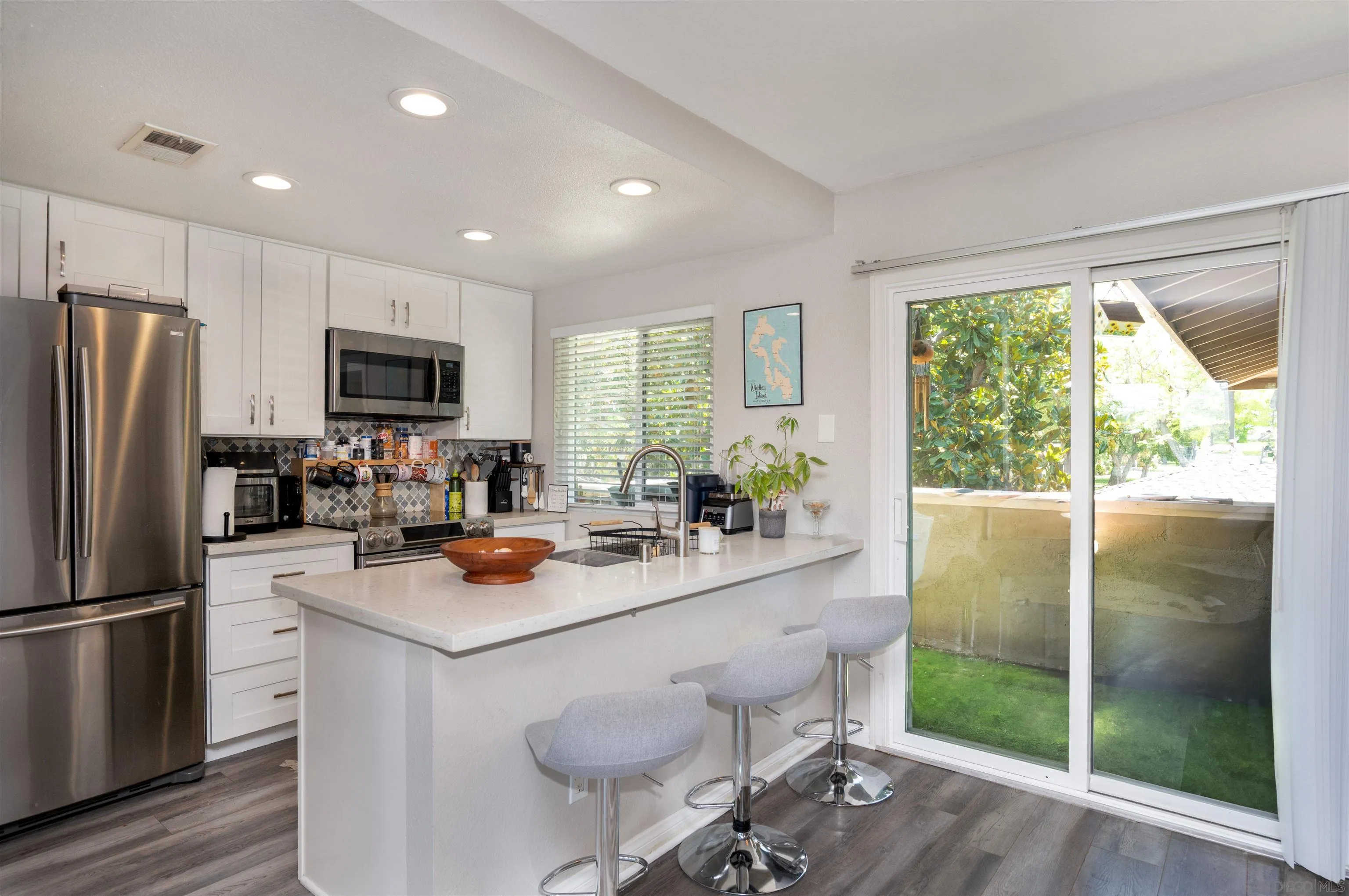 Photo #8: 250035097 Listing: Photo #8