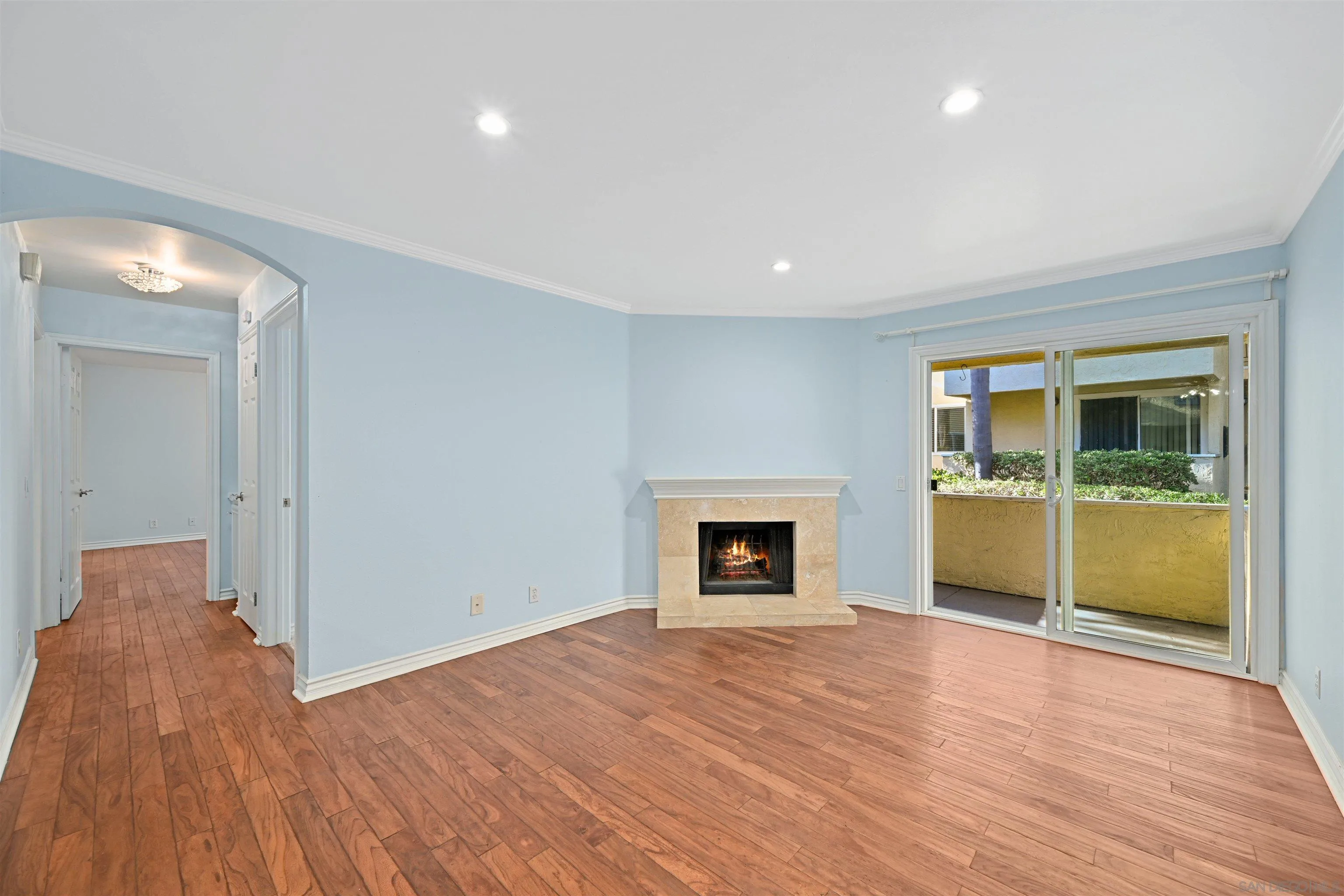 Photo #2: 250035103 Listing 