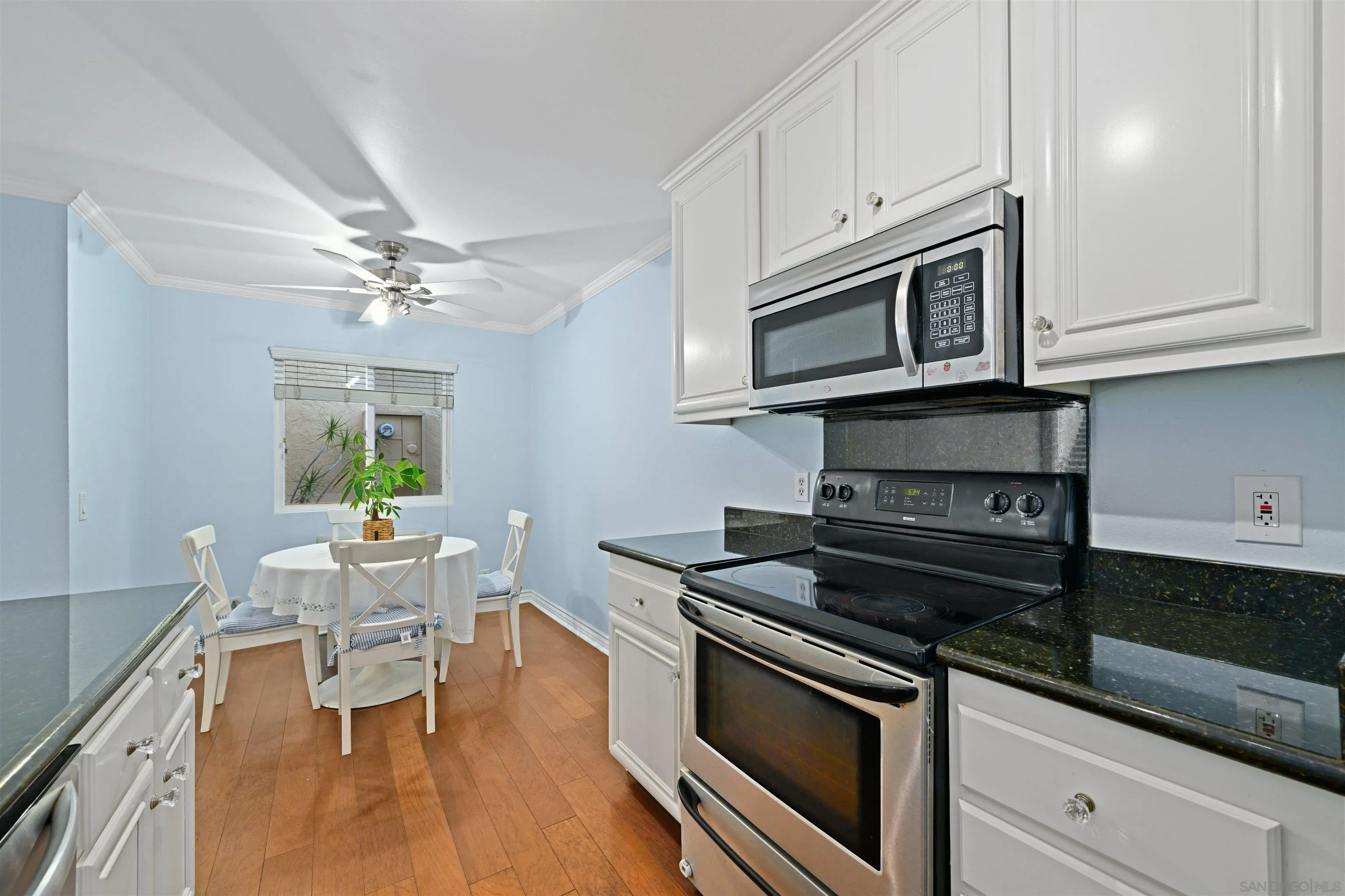 Photo #10: 250035103 Listing: Photo #10