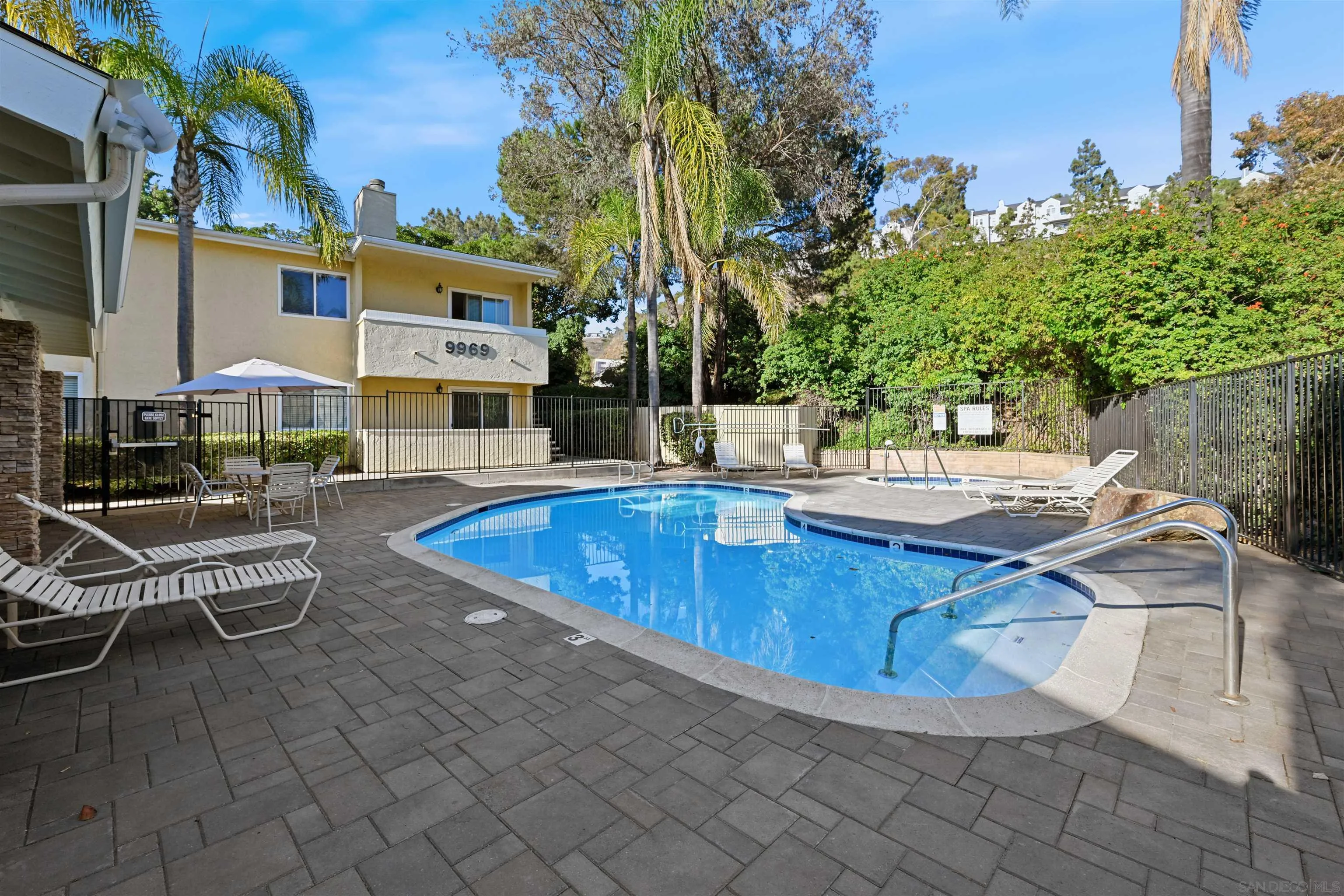 Photo #23: 250035103 Listing: Photo #23
