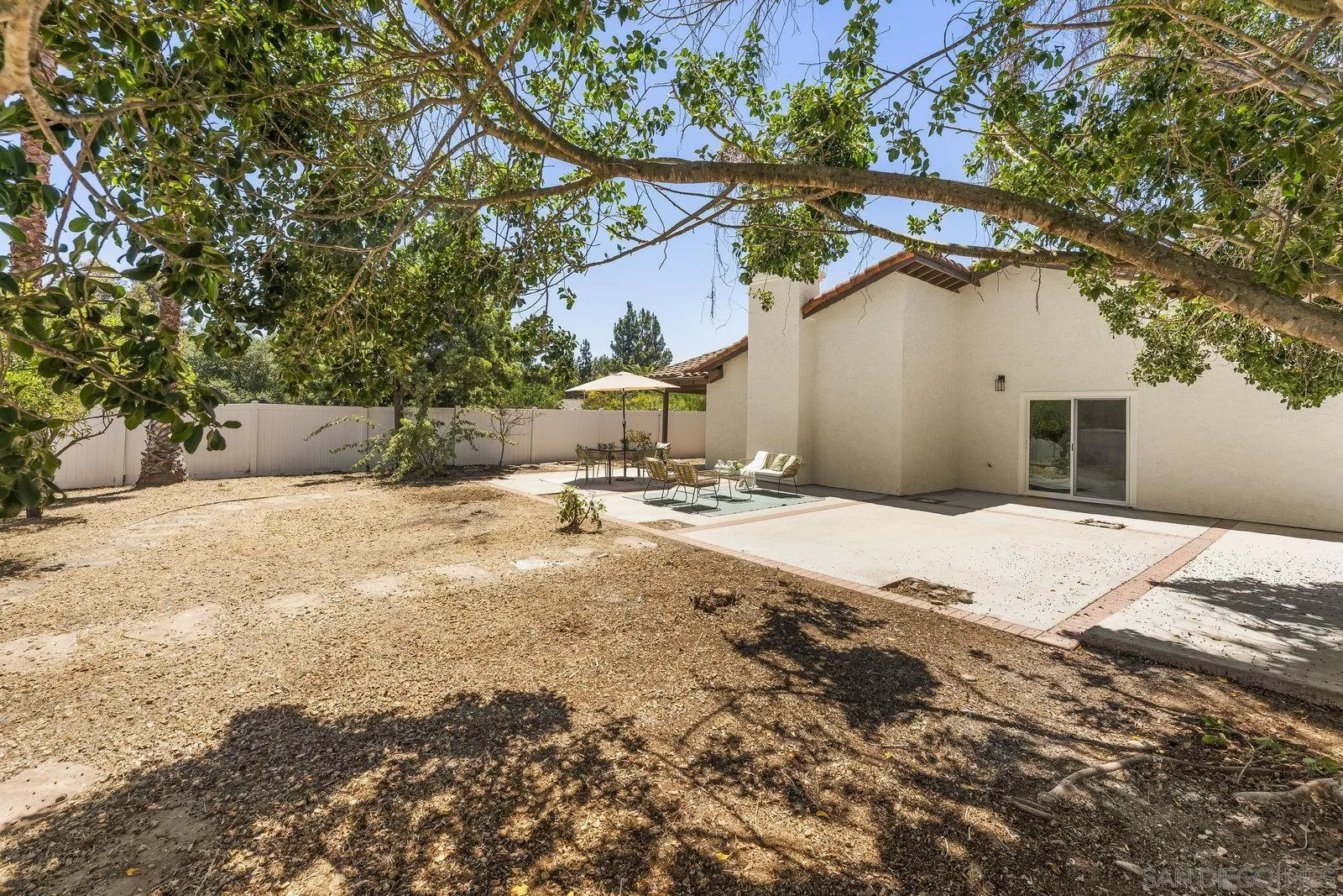 https://cdn.realtyfeed.com/cdn/127/250035107/13aad92d936a11dd5c0e0824b326c5bf.webp