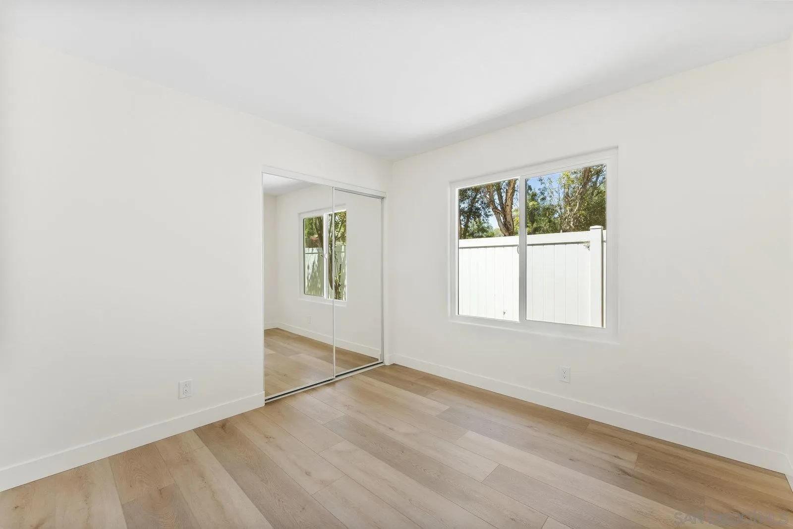 https://cdn.realtyfeed.com/cdn/127/250035107/5335ea61e260f7cac4f0a420d0c2c85c.webp