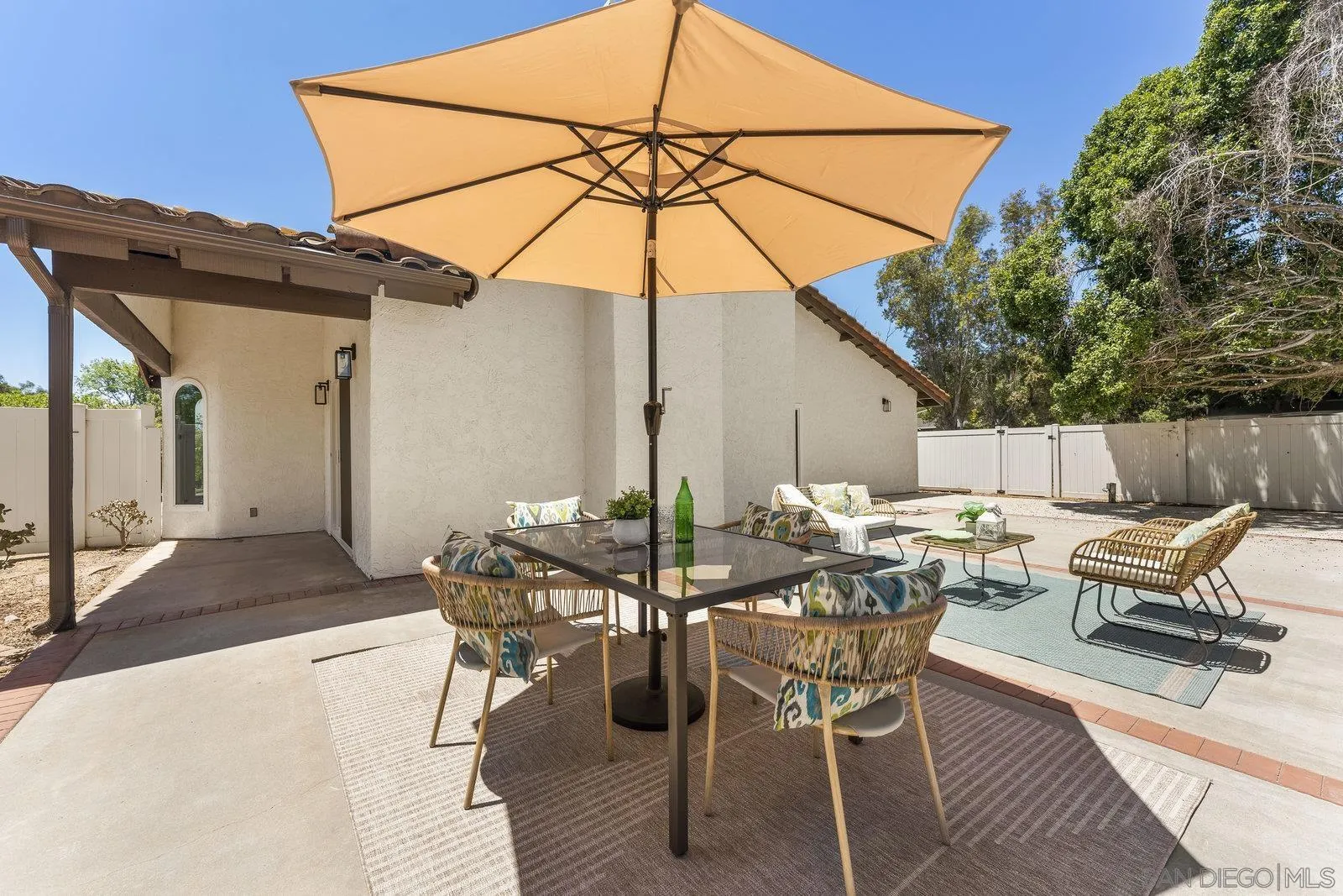 https://cdn.realtyfeed.com/cdn/127/250035107/d726b0daecb1a6b5f4de3a9225efae68.webp