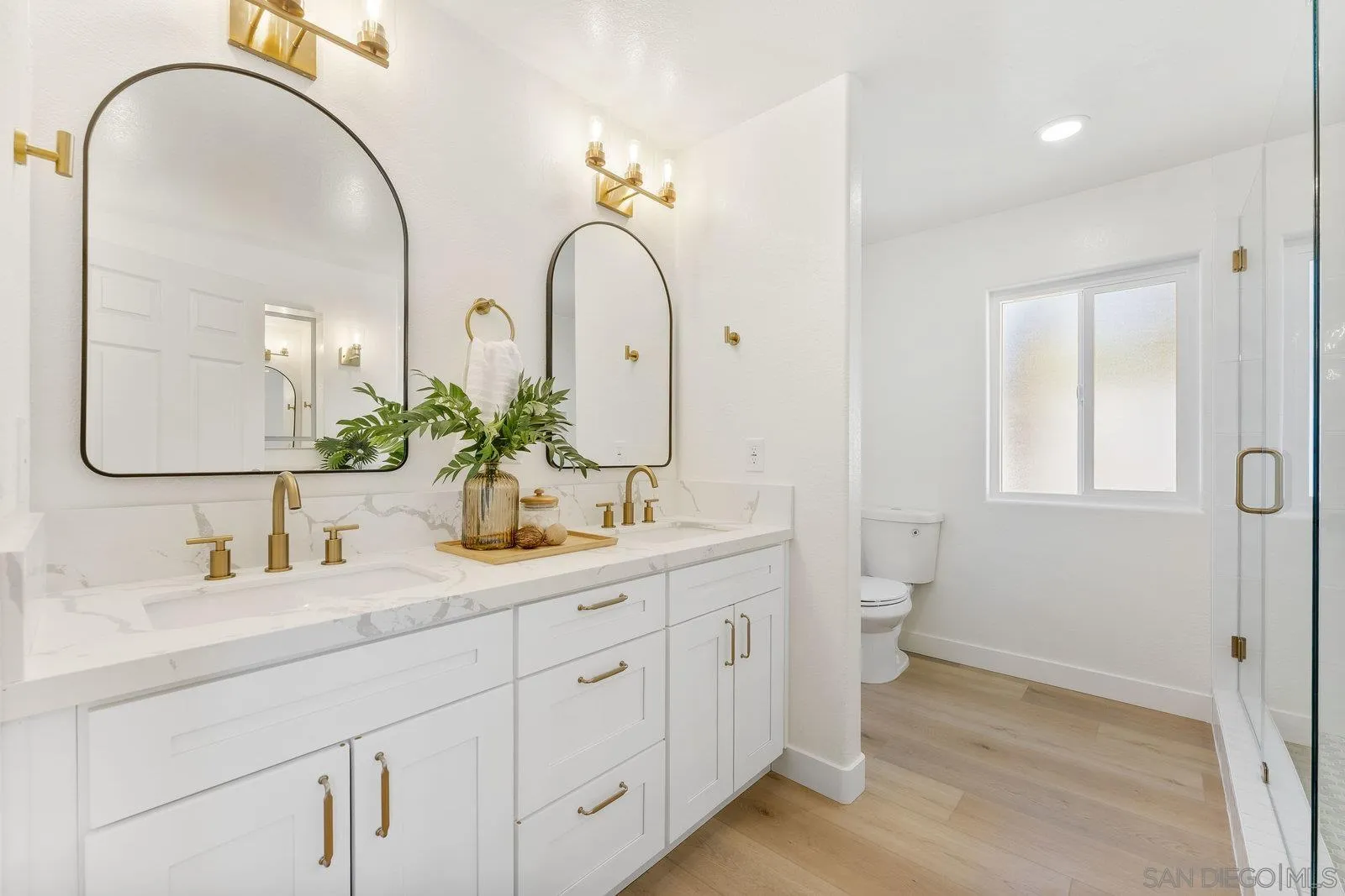 https://cdn.realtyfeed.com/cdn/127/250035107/e3e034333cc3b651bb6f84577afadada.webp
