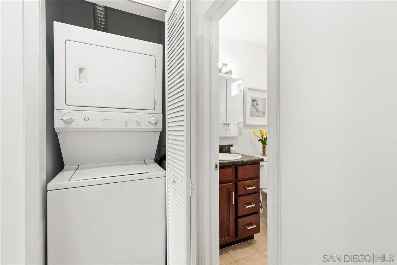 Photo #23: 250035109 Listing: Photo #23
