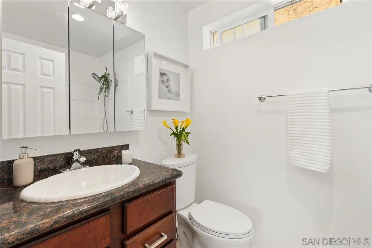 Photo #16: 250035109 Listing: Photo #16
