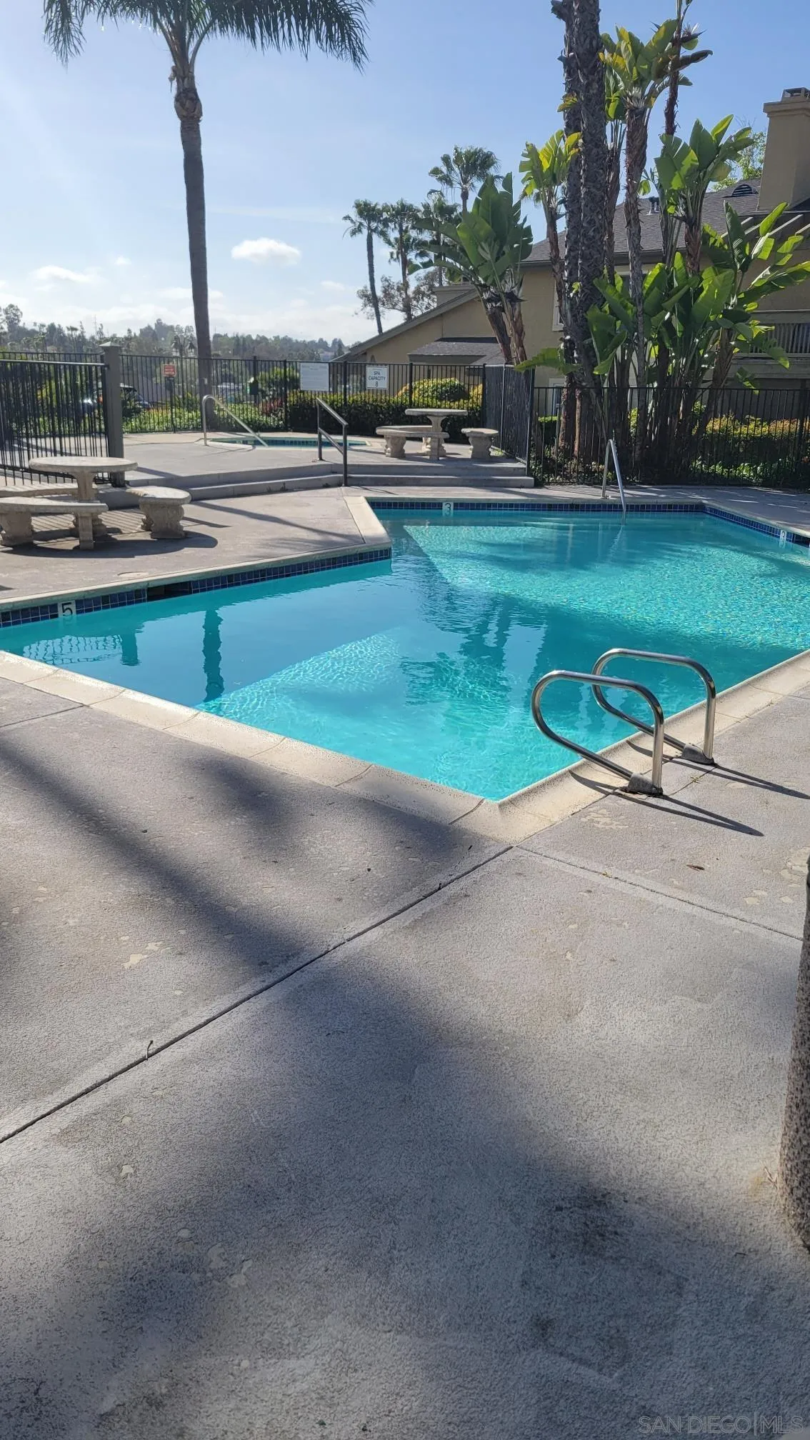 Photo #2: 250035110 Listing 