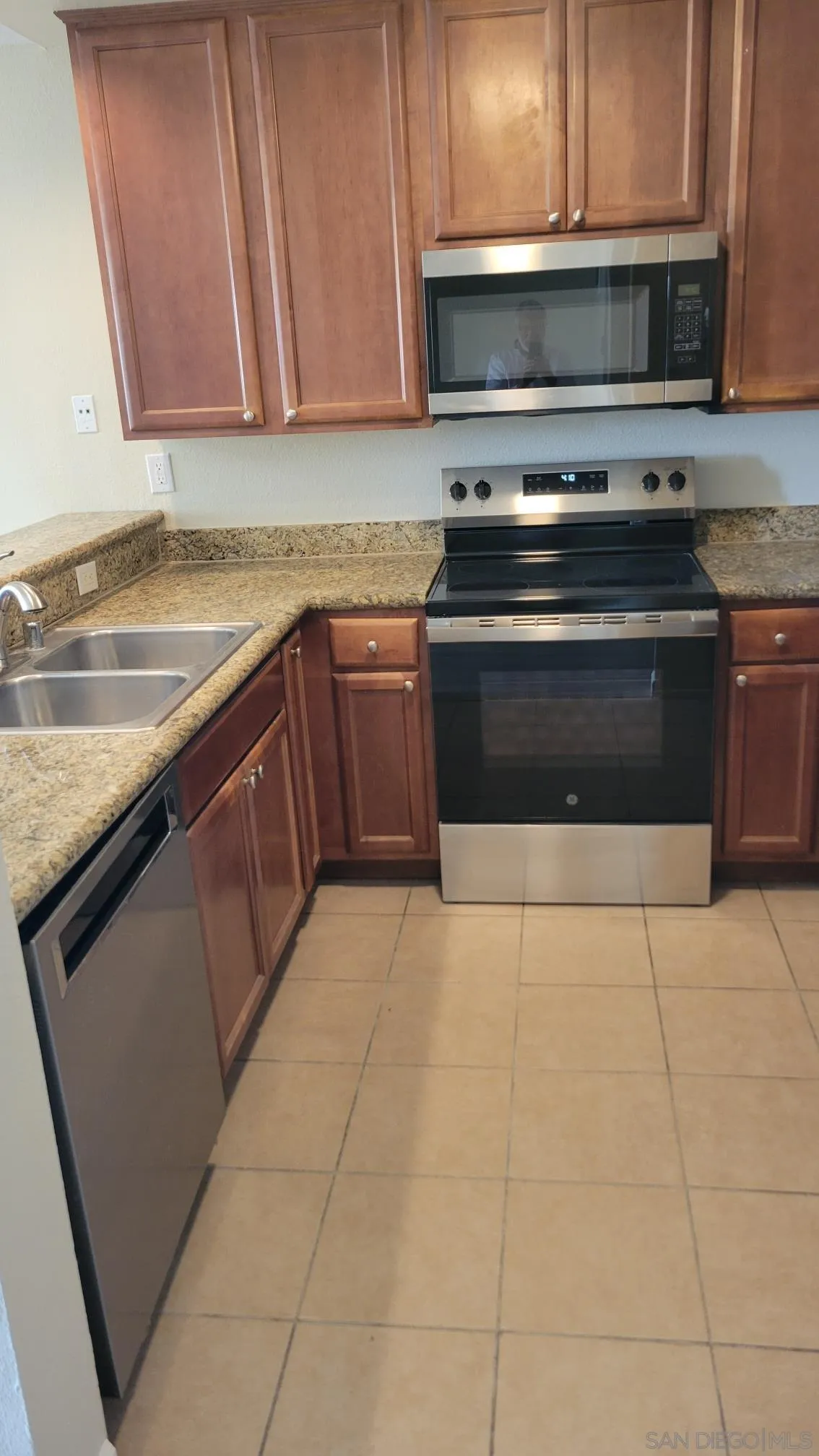 Photo #4: 250035110 Listing 