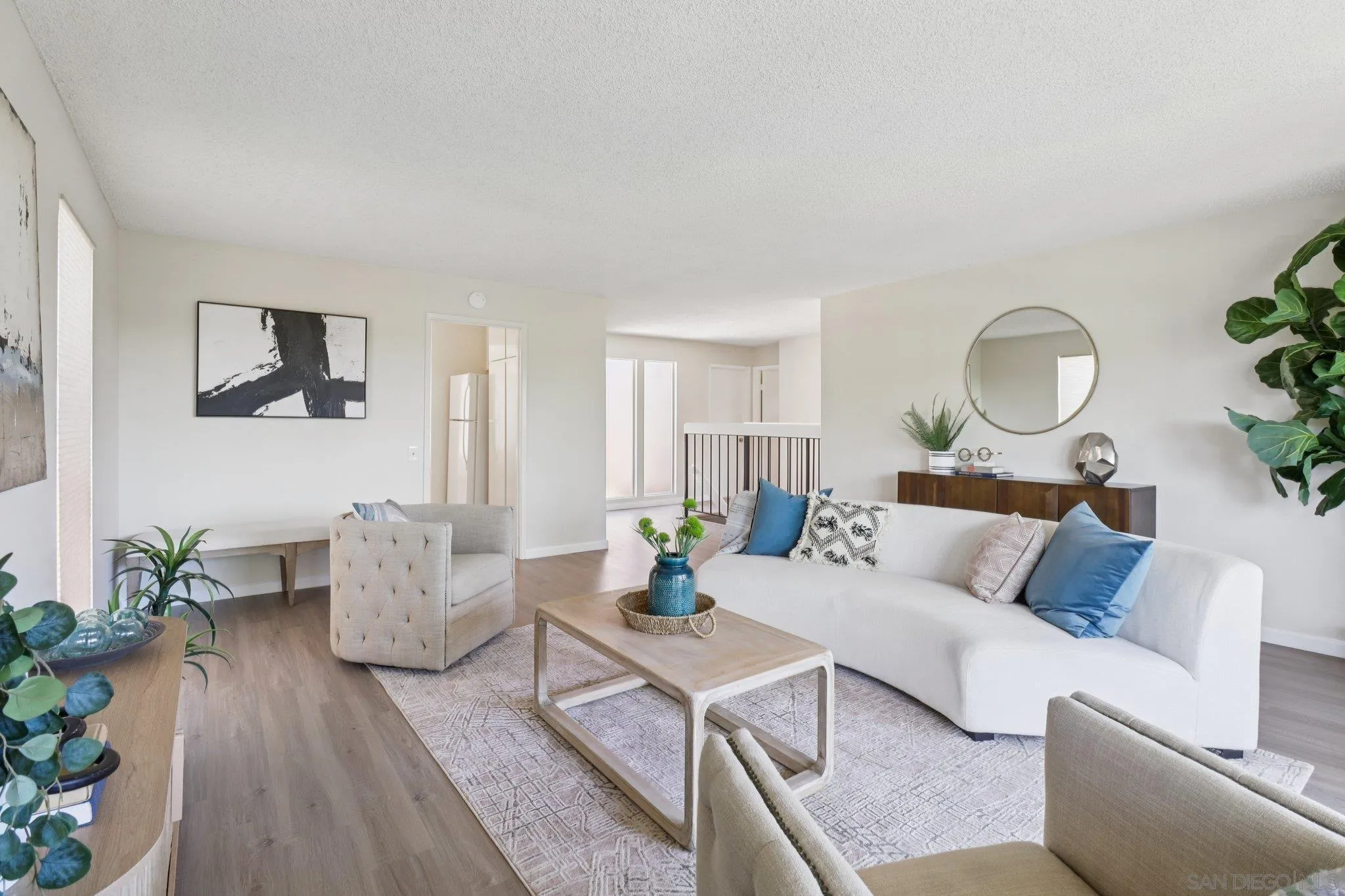 Photo #3: 250035112 Listing 