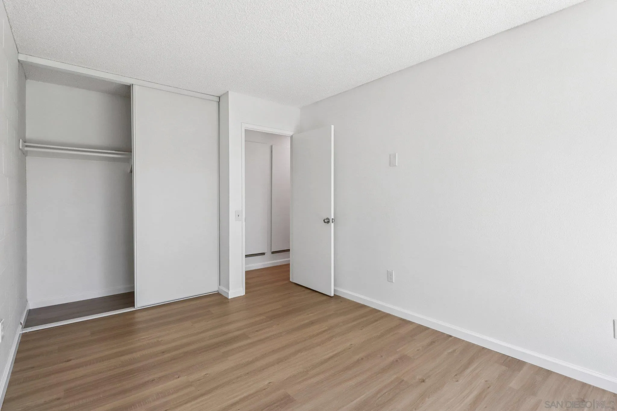 Photo #28: 250035112 Listing: Photo #28