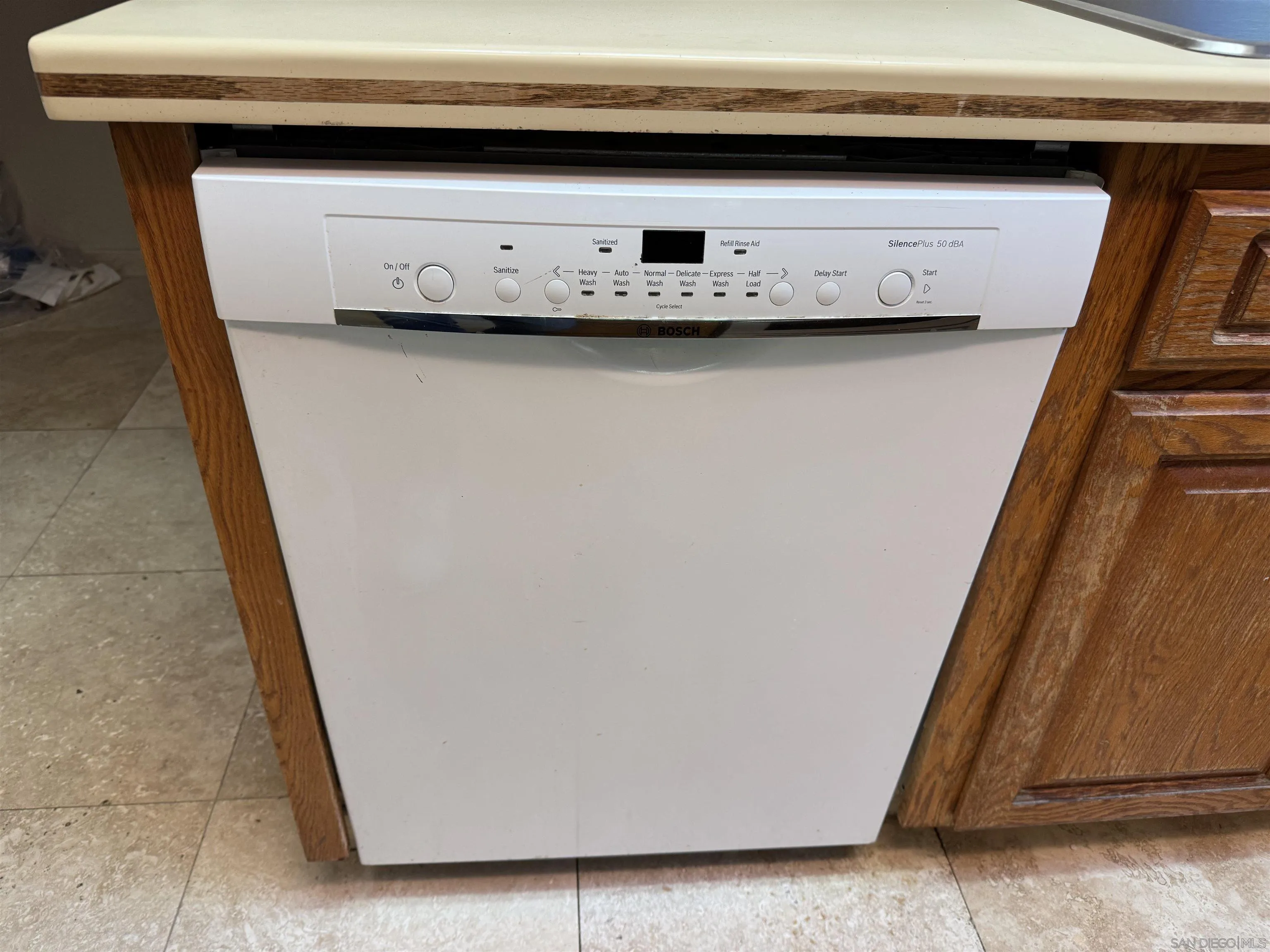 Photo #8: 250035113 Listing: Photo #8