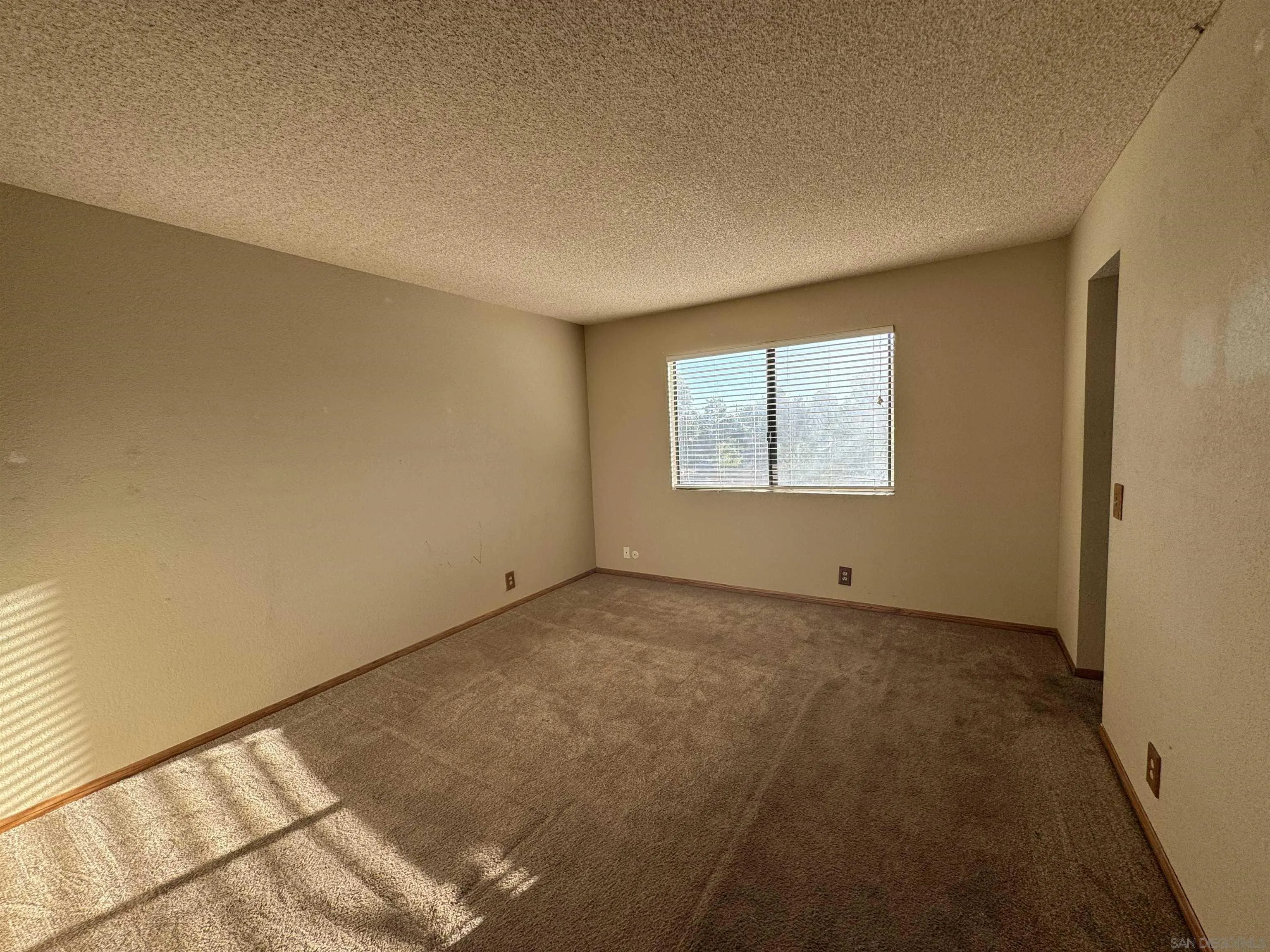 Photo #12: 250035113 Listing: Photo #12