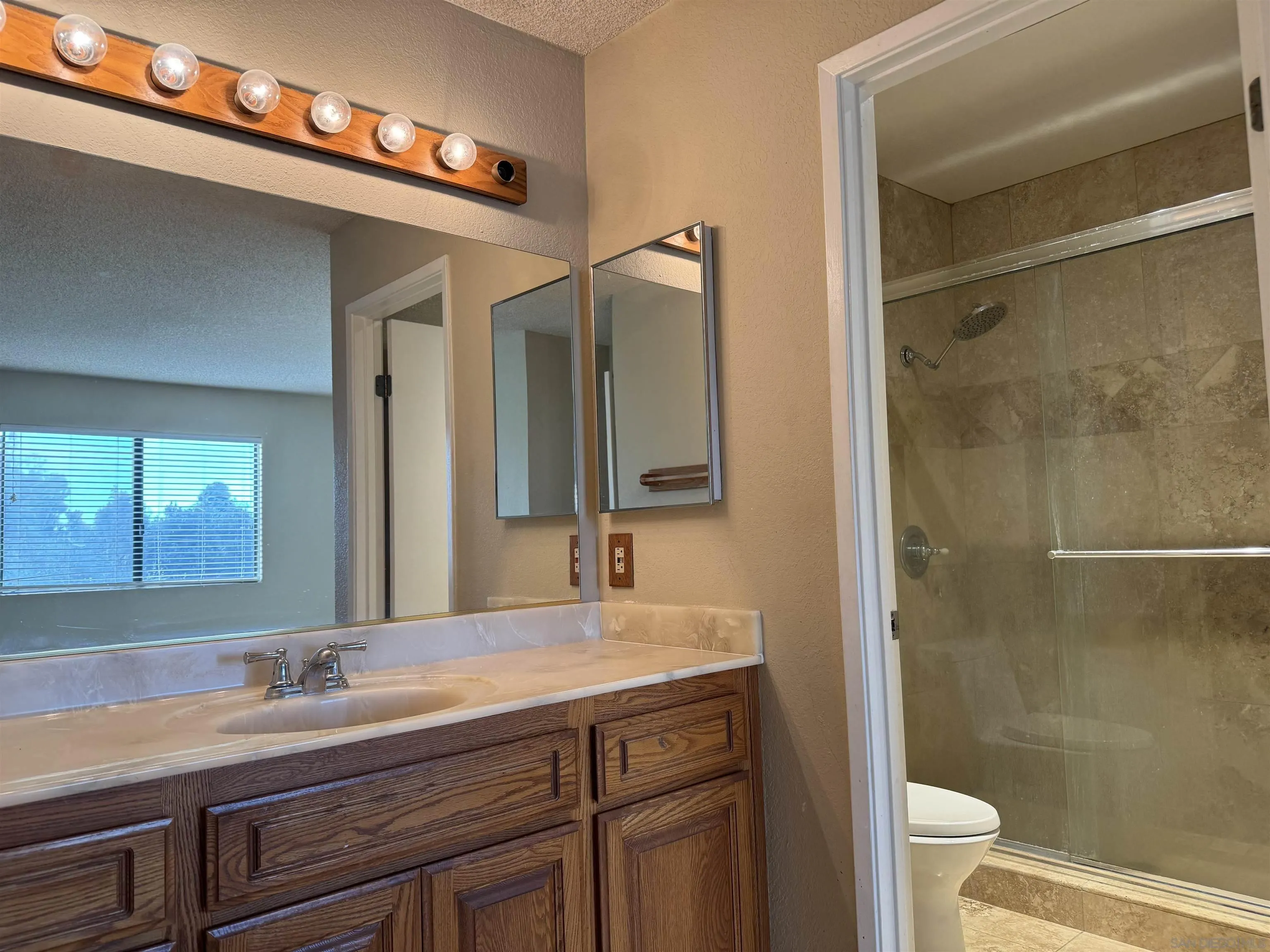 Photo #14: 250035113 Listing: Photo #14