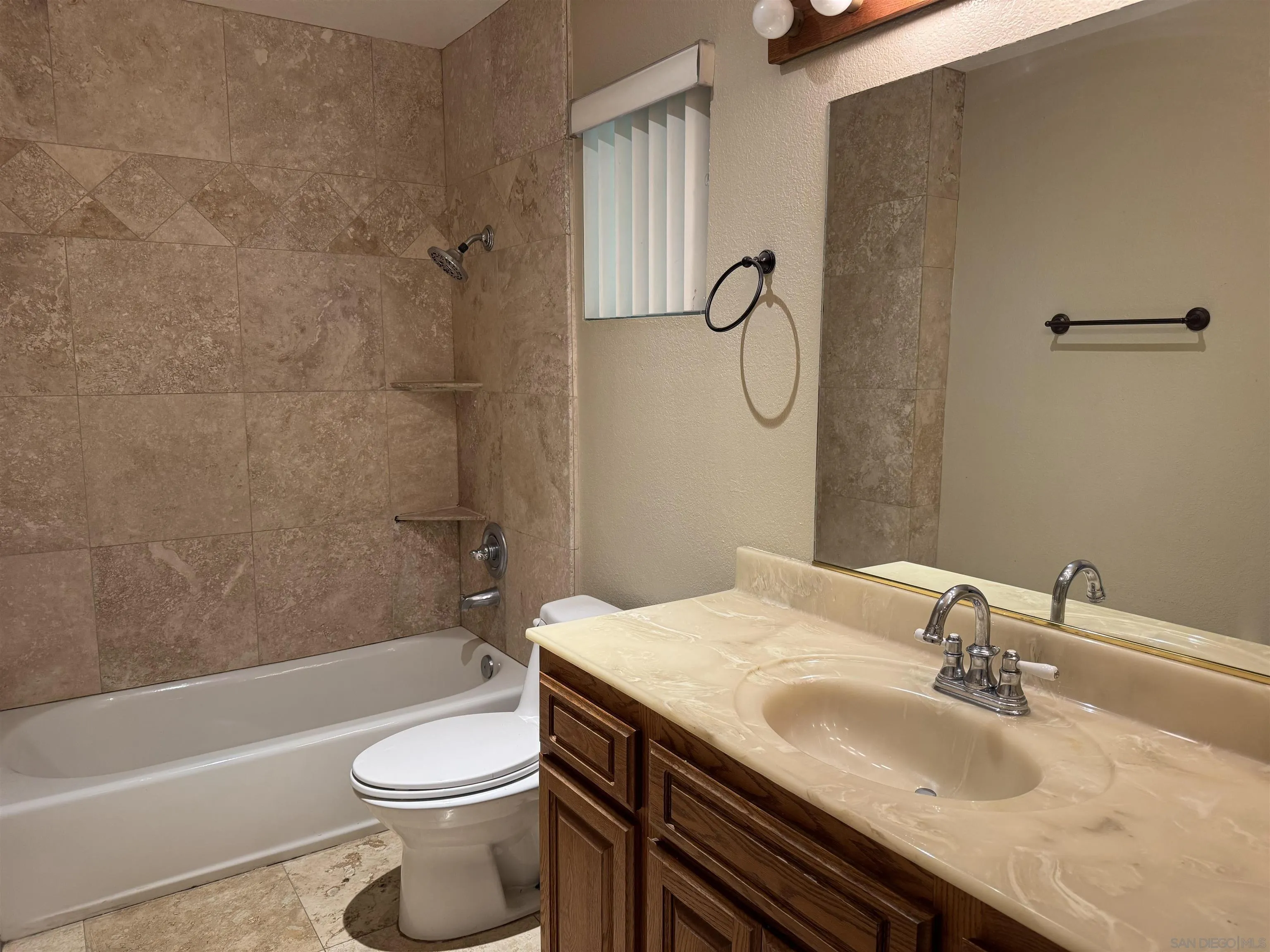 Photo #20: 250035113 Listing: Photo #20