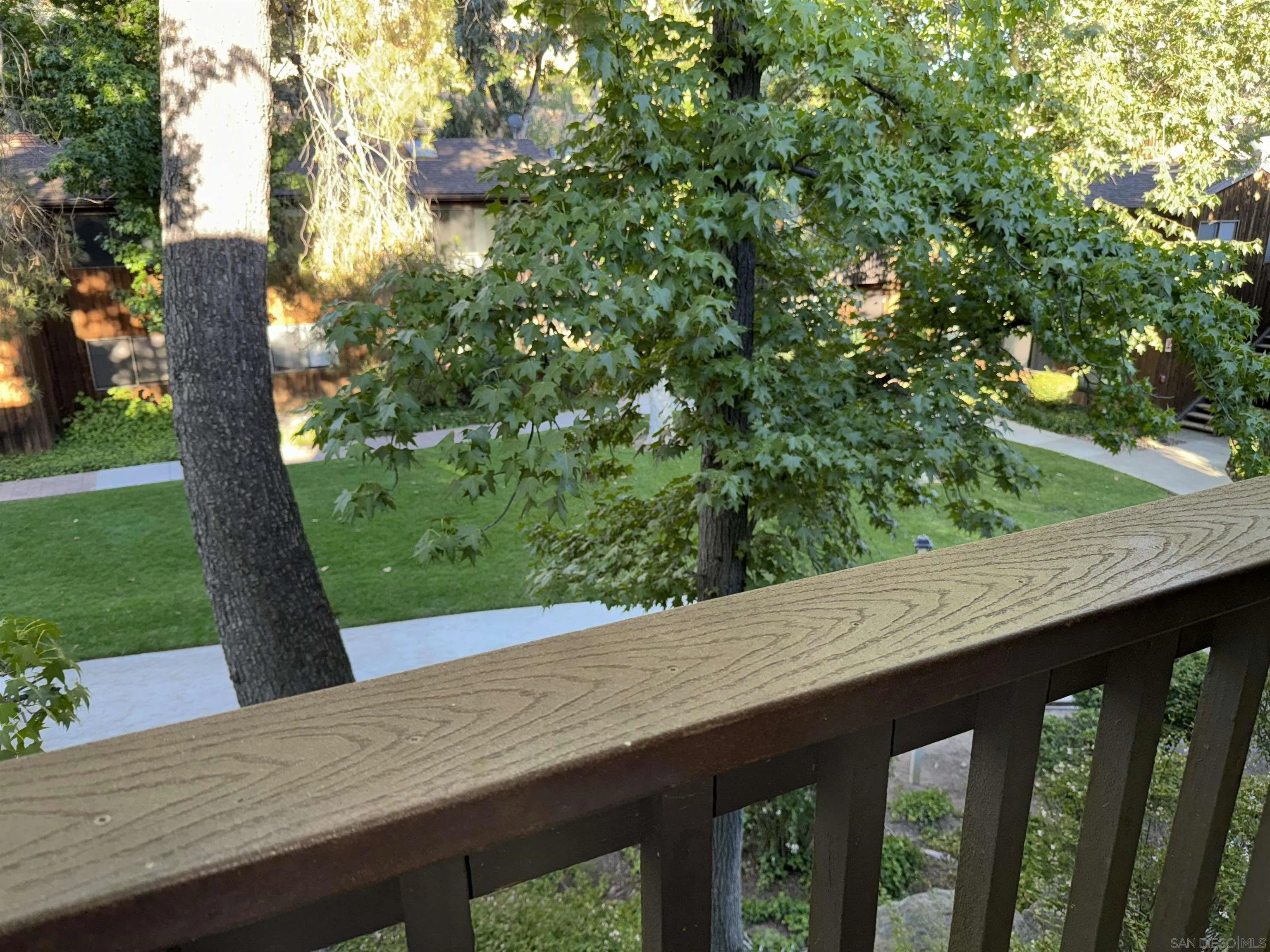 Photo #3: 250035113 Listing 