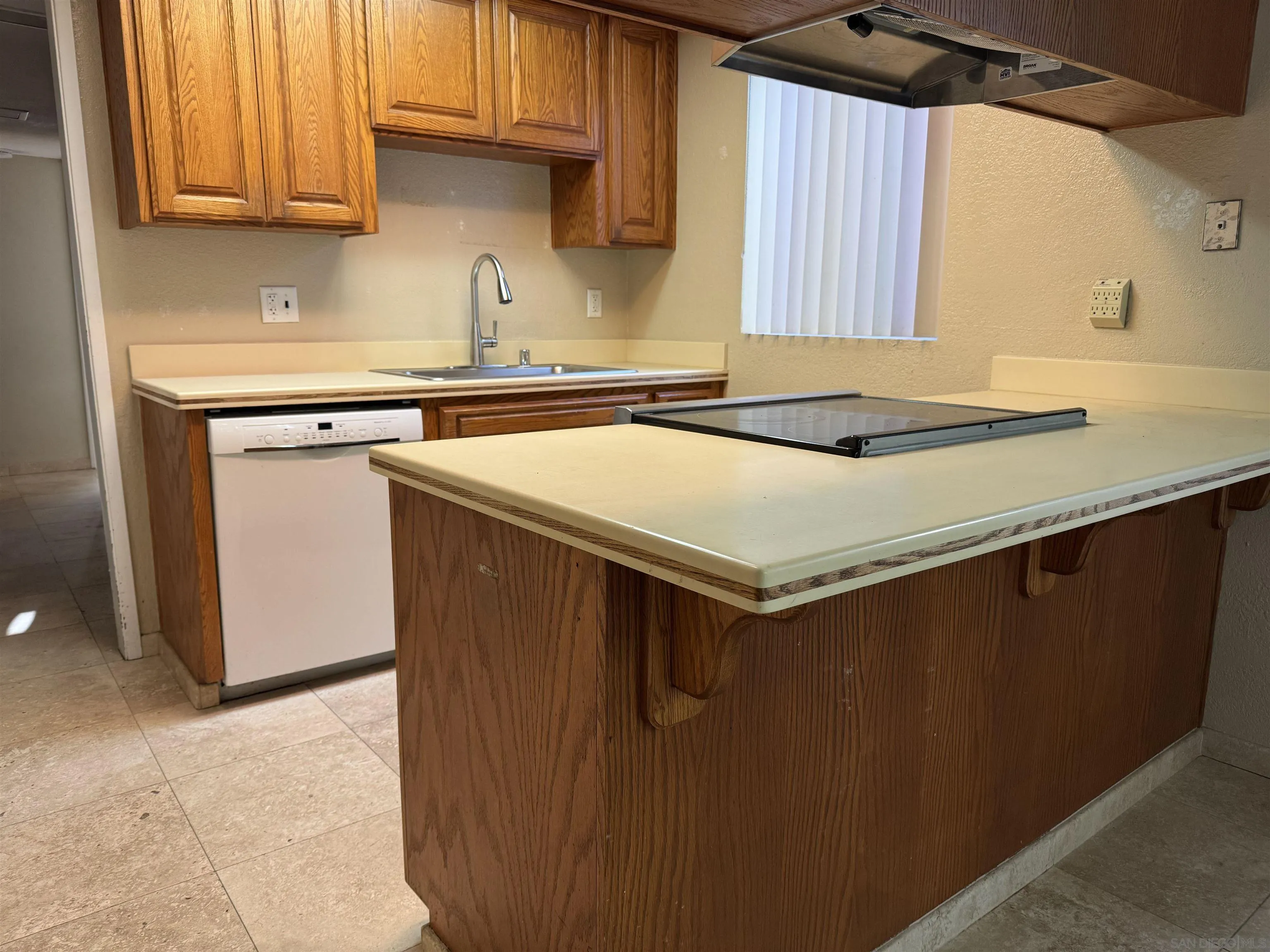 Photo #9: 250035113 Listing: Photo #9