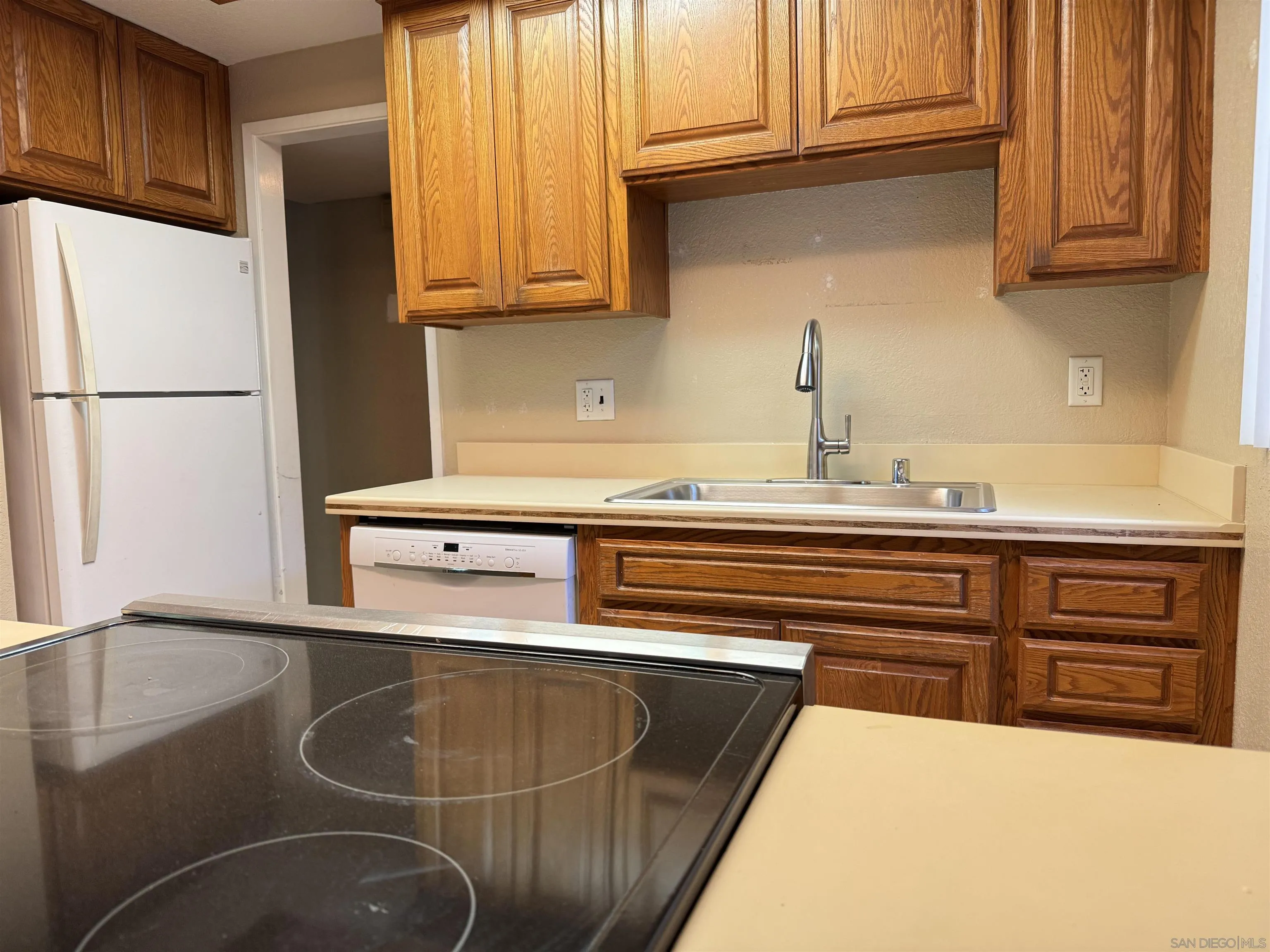 Photo #6: 250035113 Listing 